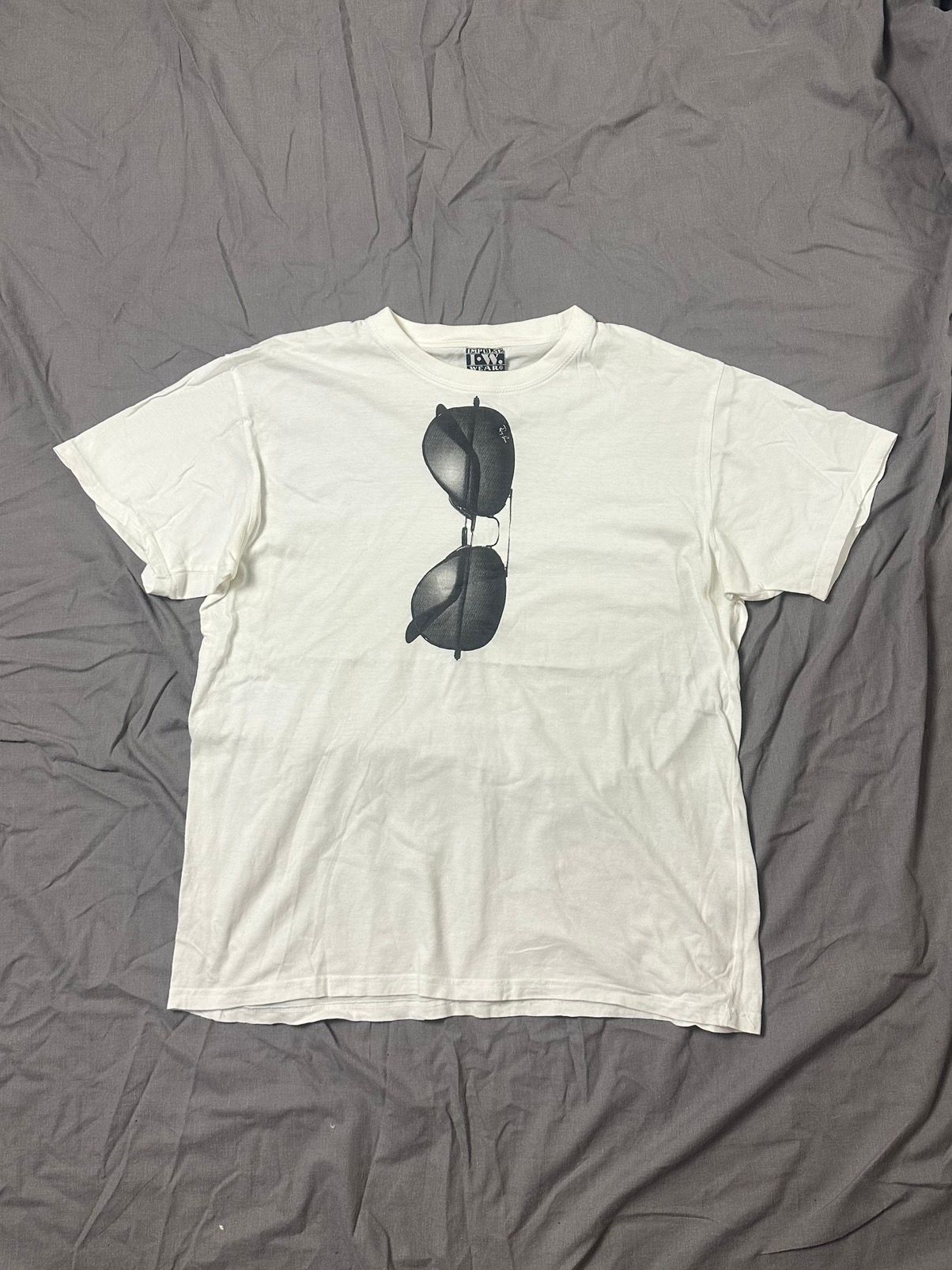 Pre-owned Crazy Shirts X Vintage 2000s Tee Ray Ban Glasses In White