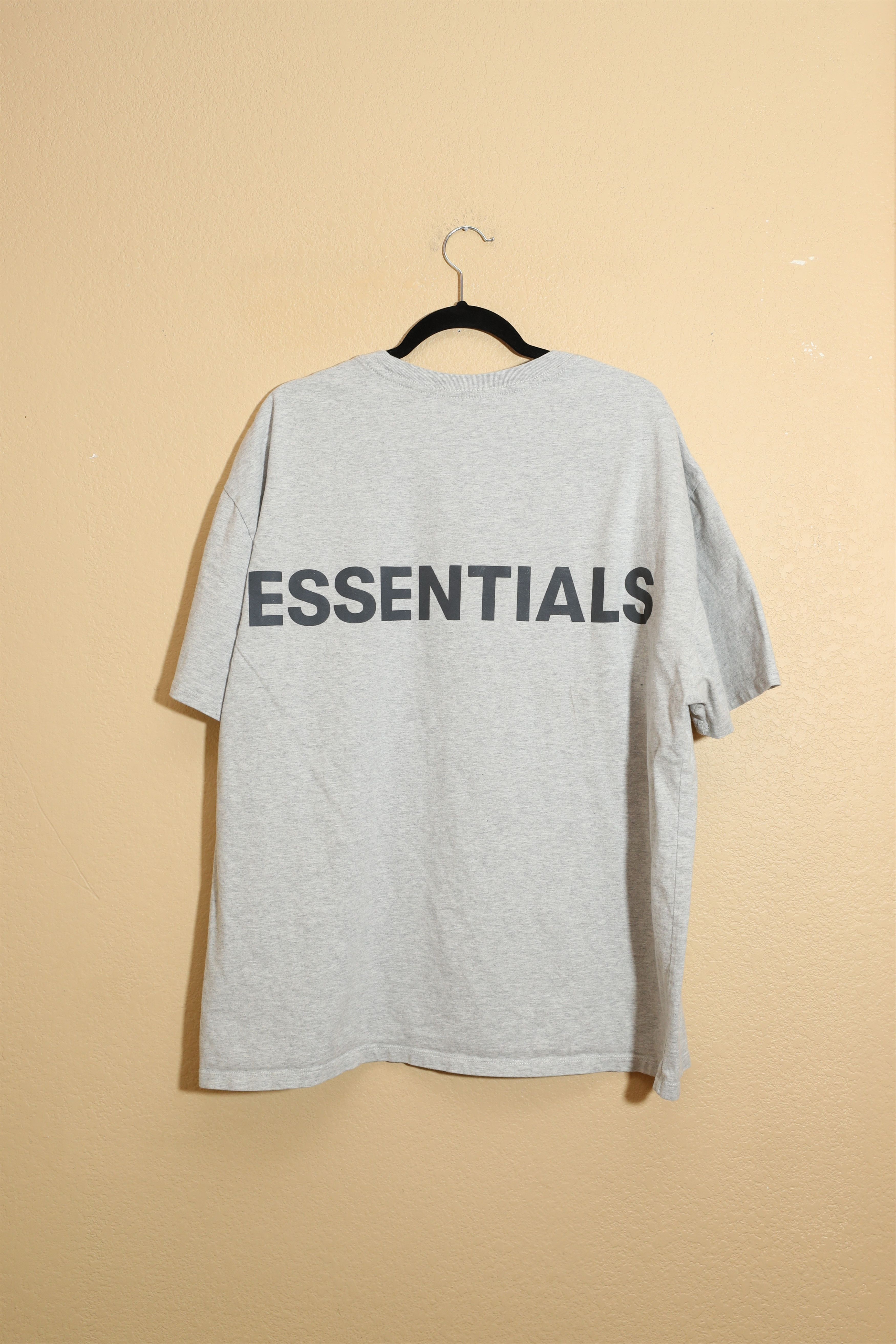 Fear of God Fear of God Essentials 3m Logo Reflective Boxy Tee (XL) Size US XL / EU 56 / 4 - 2 Thumbnail