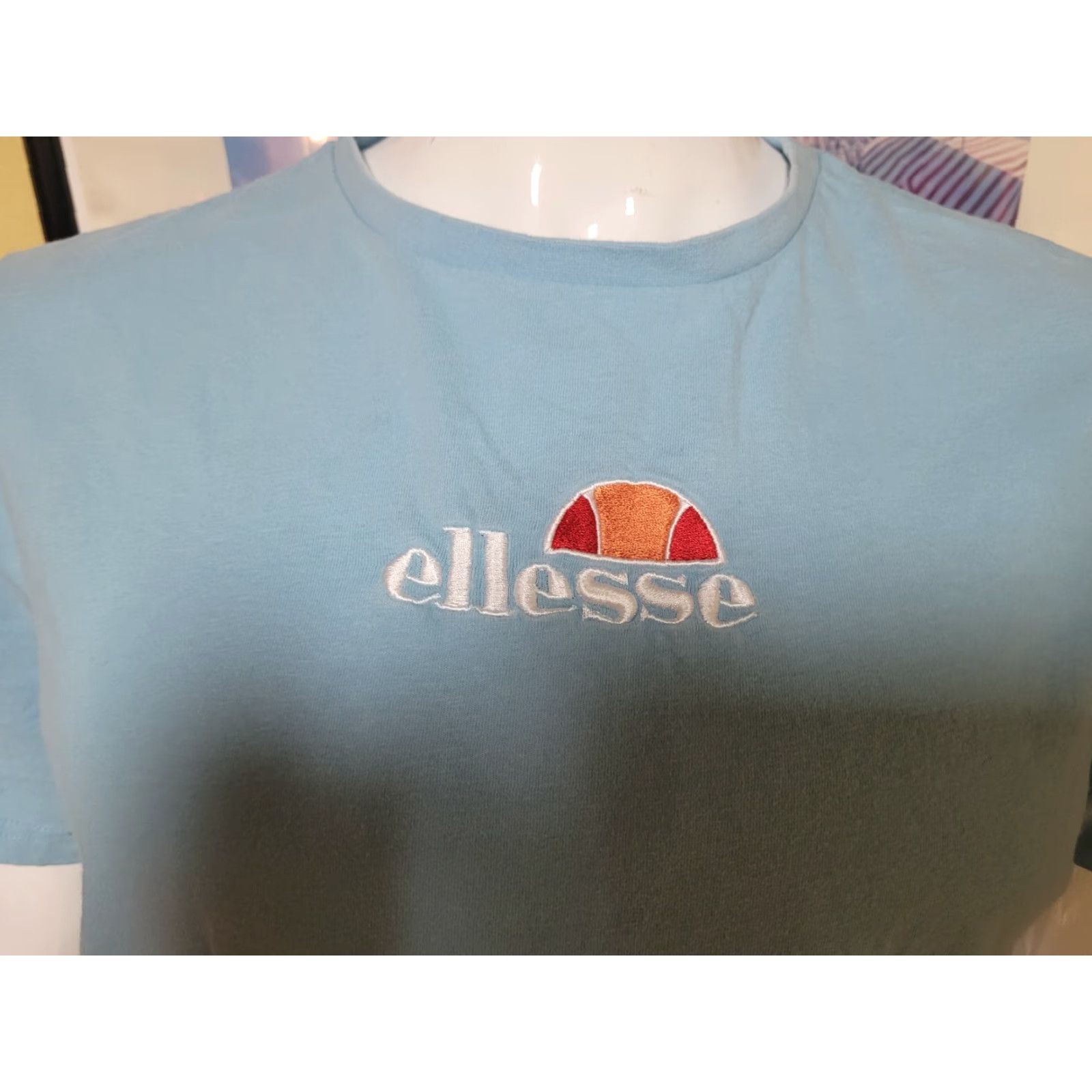 Ellesse Womens Jrs Ellesse Blue Cropped Sewn Logo T Shirt US 12 UK 16 EUR 44 Size S / US 4 / IT 40 - 2 Thumbnail