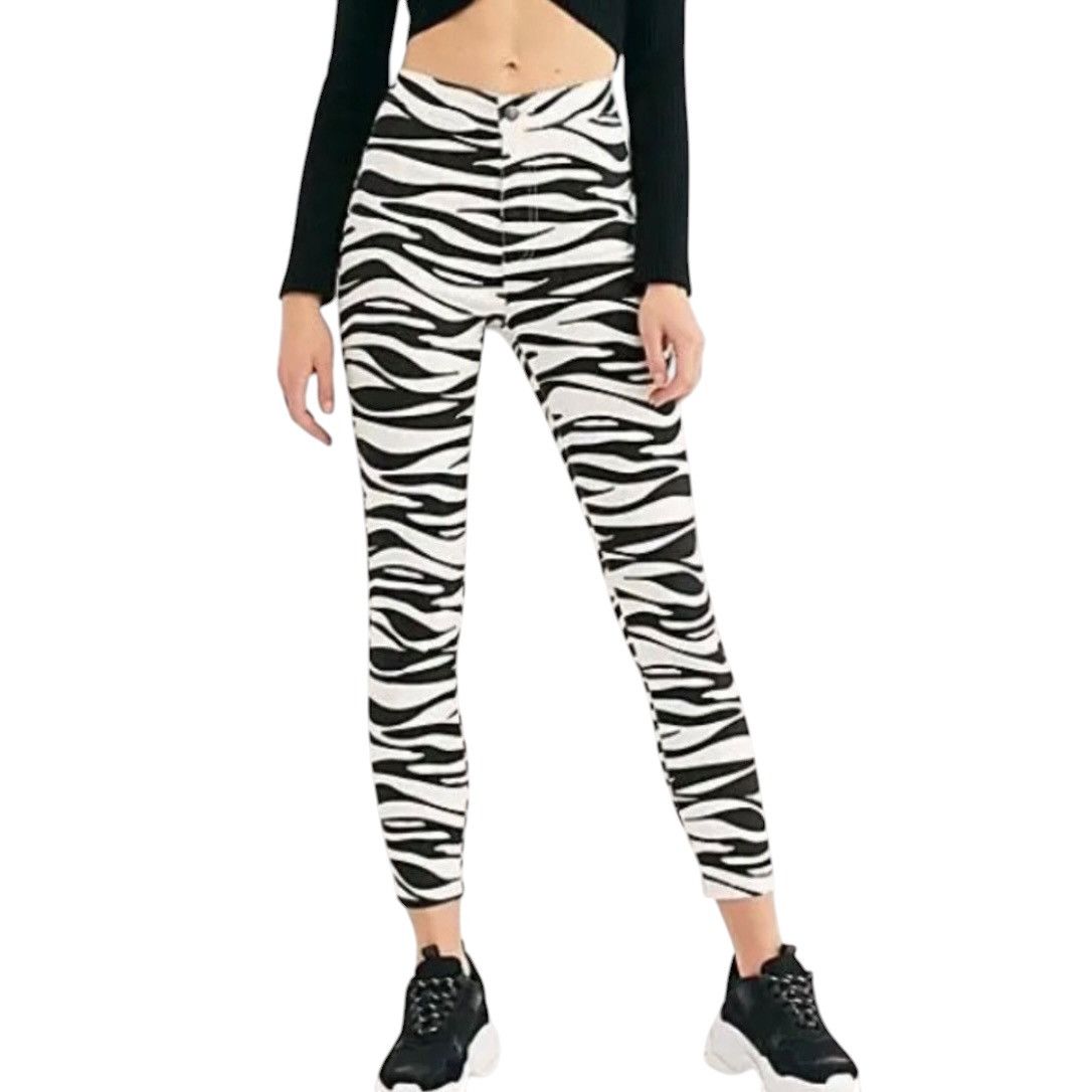 Free People We the Free white and black zebra print skinny pants Size 28" / US 6 / IT 42 - 1 Thumbnail