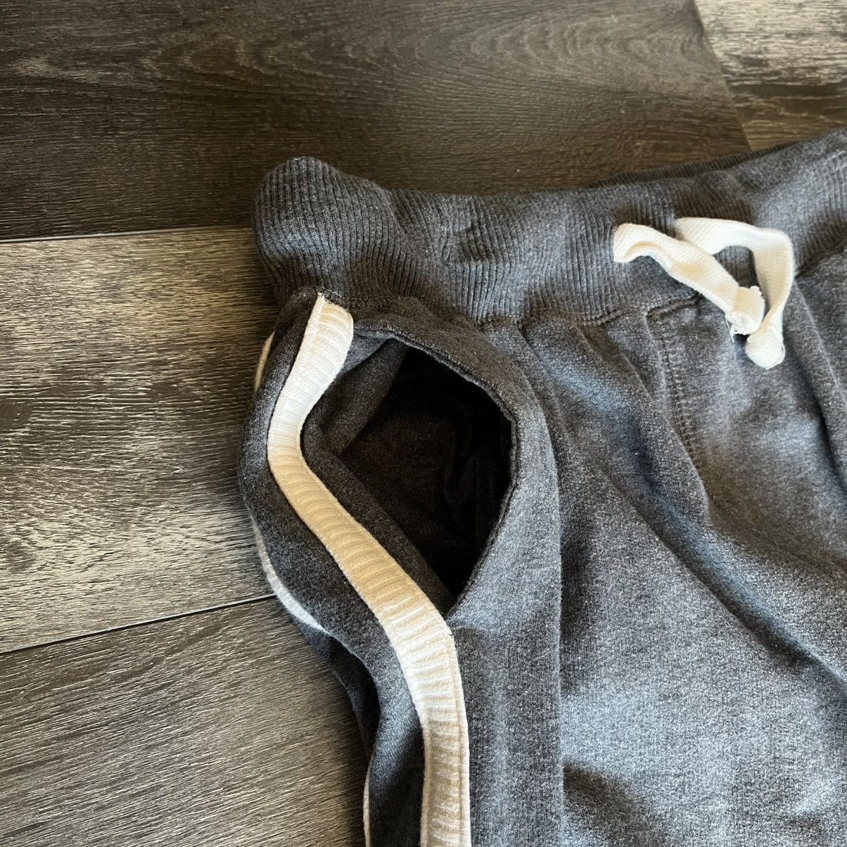 Old Navy Vintage Y2K Old Navy Dark Grey Heavyweight Stripe Sweatpants Size US 32 / EU 48 - 5 Thumbnail
