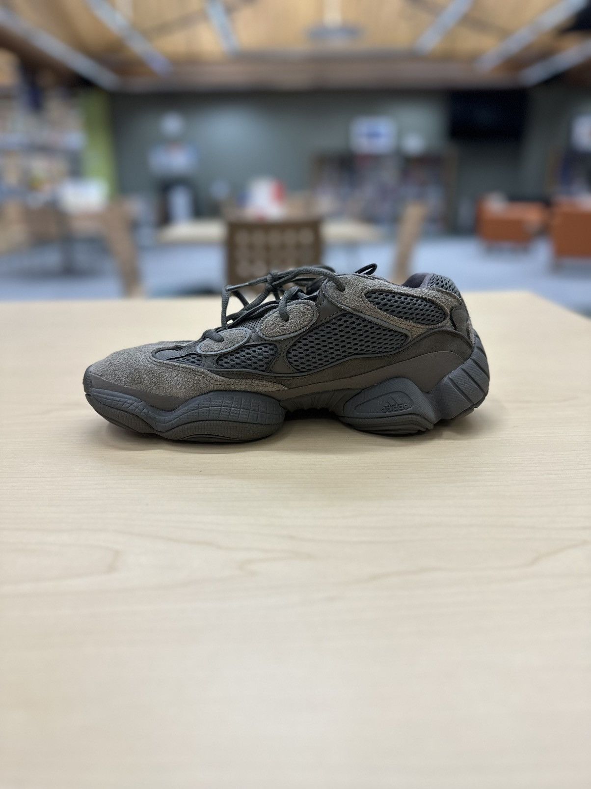 Yeezy Adidas Yeezy 500 “Brown Clay” Size US 10 / EU 43 - 5 Thumbnail