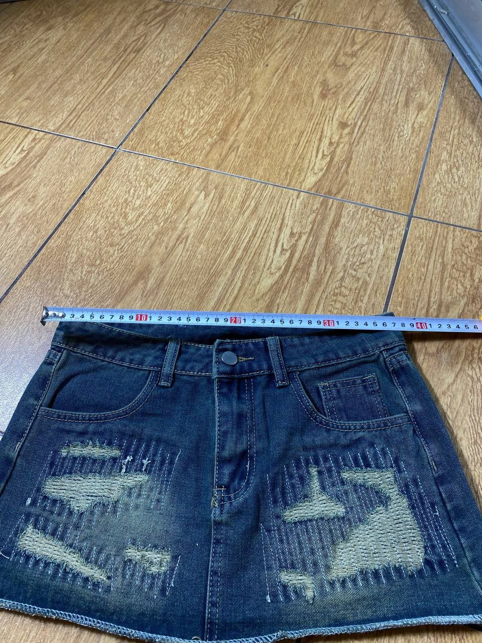 Japanese Brand × Vintage Y2K Vintage Topshop Distressed Denim Mini Skirt Size 28" / US 6 / IT 42 - 7 Thumbnail