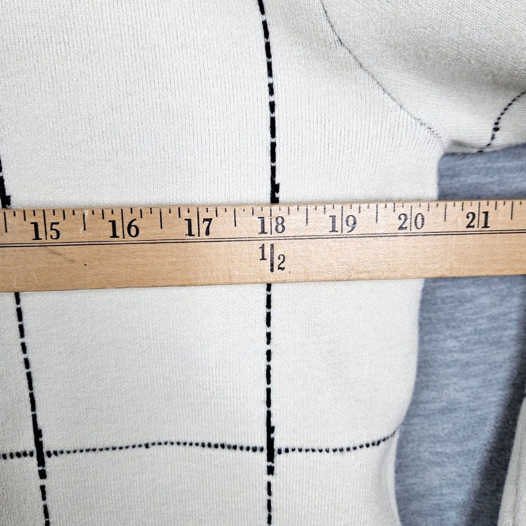 Vintage Bobbles & Lace Cardigan Sweater Women’s Cream & Black Plaid Size S Size S / US 4 / IT 40 - 5 Thumbnail
