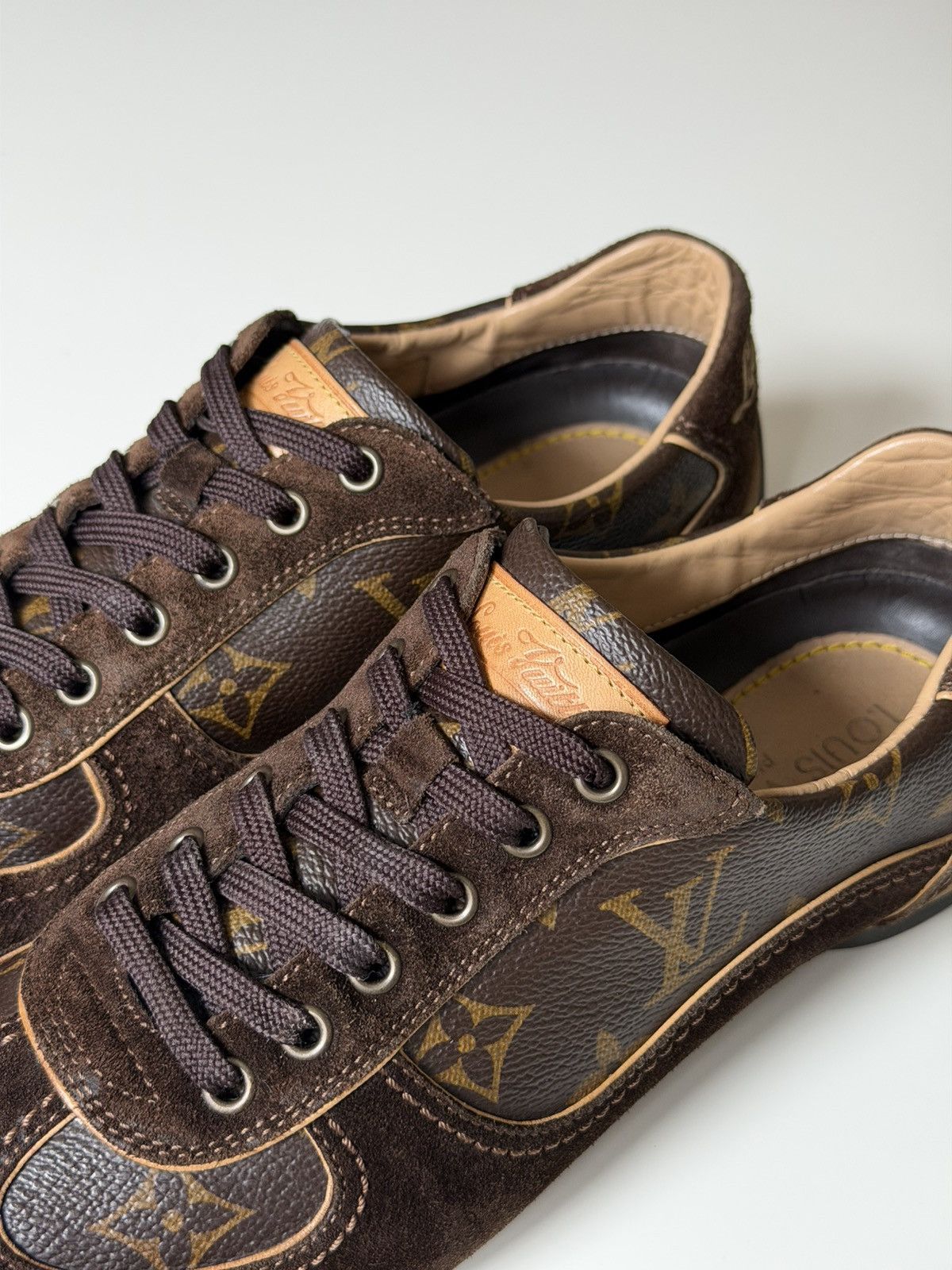 Louis Vuitton LOUIS VUITTON 2008 Monogram Low Profile Sneakers LV trainers Size US 6 / IT 36 - 11 Thumbnail