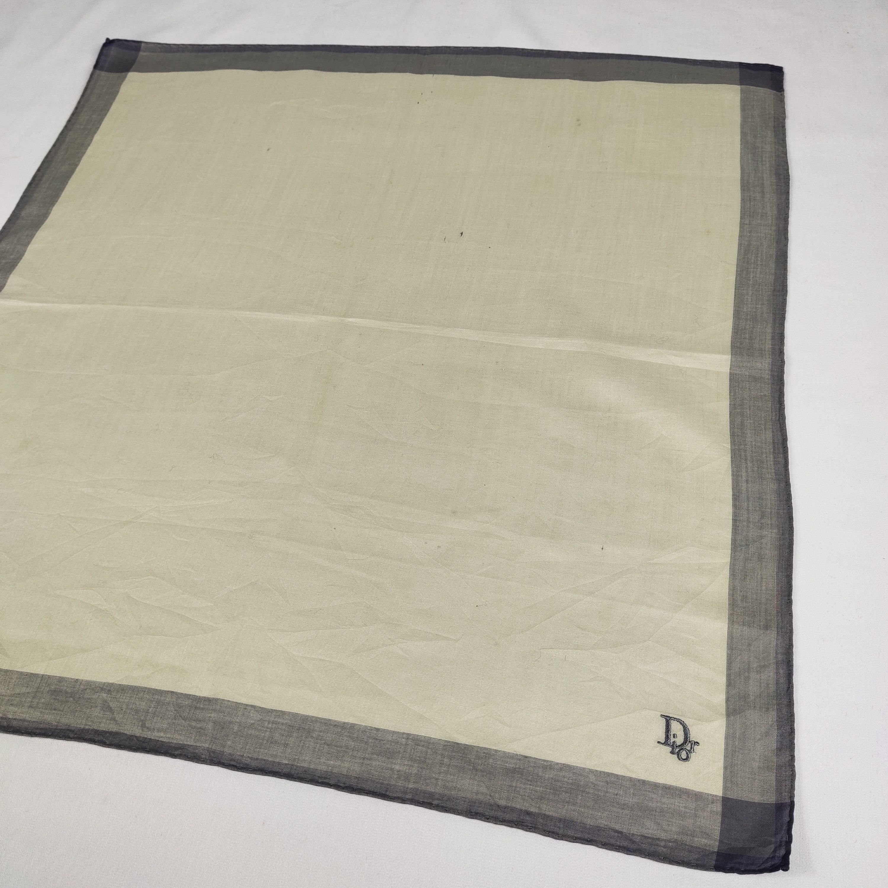 Vintage Dior Handkerchief / Neckerchief / Bandana FZ463 Size ONE SIZE - 4 Thumbnail