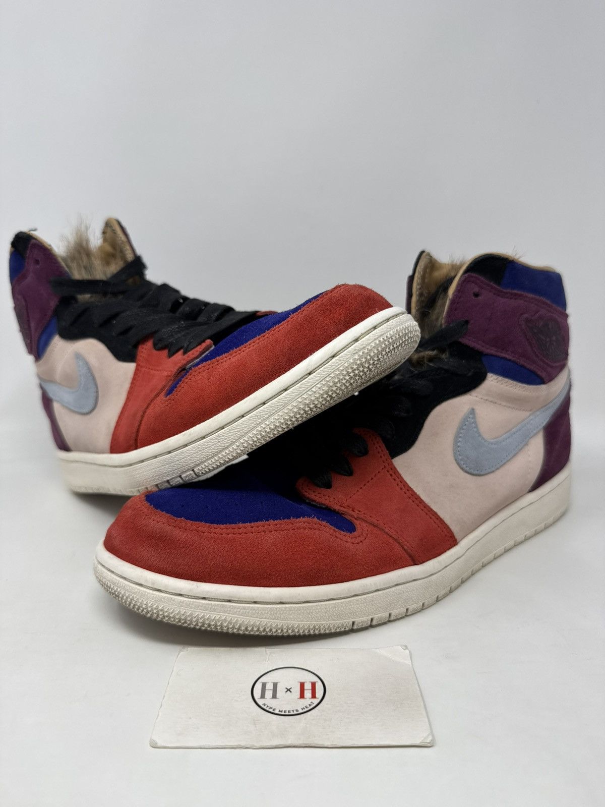 WMNS Nike Air Jordan Retro High Aleali May Court Lux