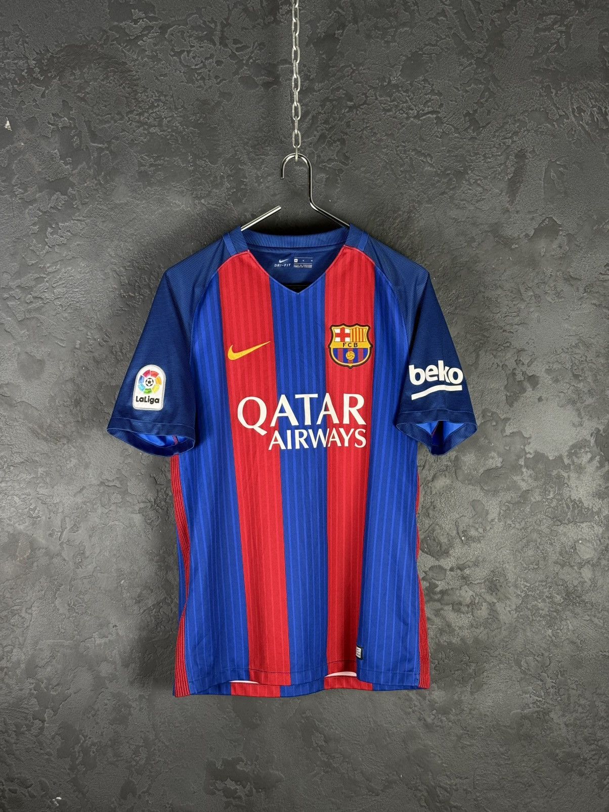 Nike Nike Barcelona Home 2020 2021 Football Shirt Soccer Jersey Size US M / EU 48-50 / 2 - 3 Thumbnail