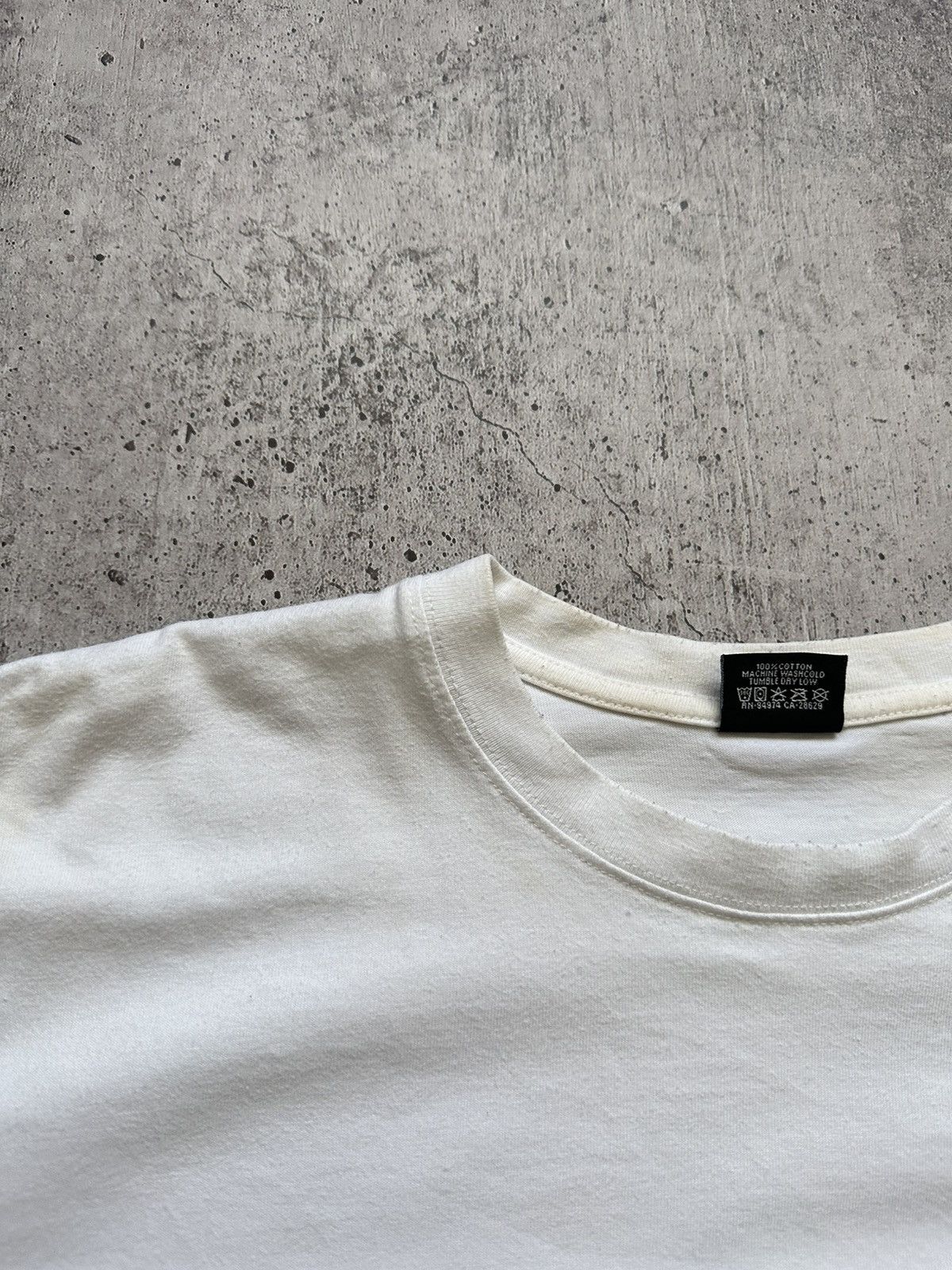 Stussy Vintage Stussy Spyder Distressed Crew Neck Tee Size US L / EU 52-54 / 3 - 4 Thumbnail