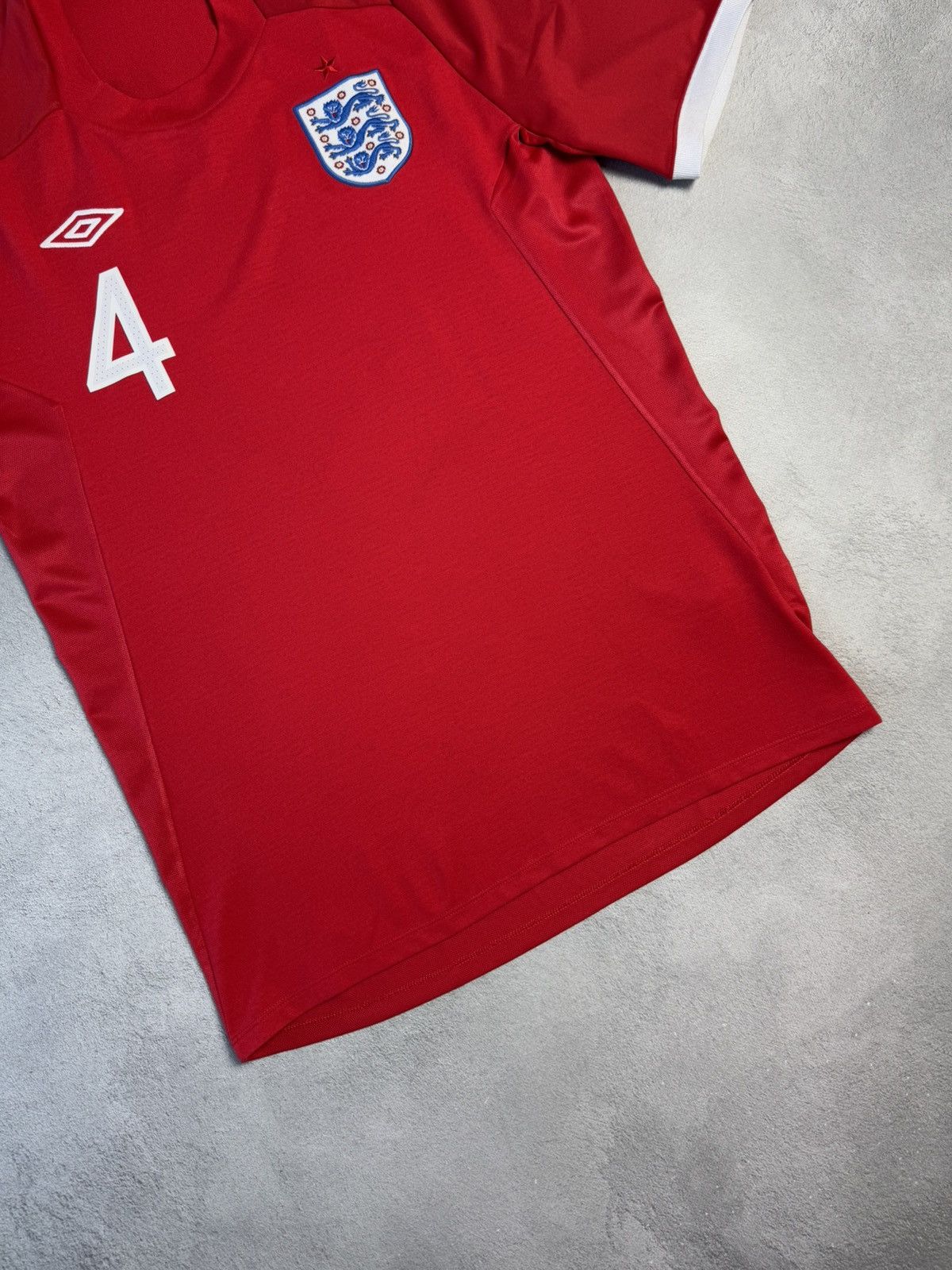 Umbro England 2010 2011 Away Shirt Soccer Jersey Umbro #9 Gerrard Size US M / EU 48-50 / 2 - 4 Thumbnail