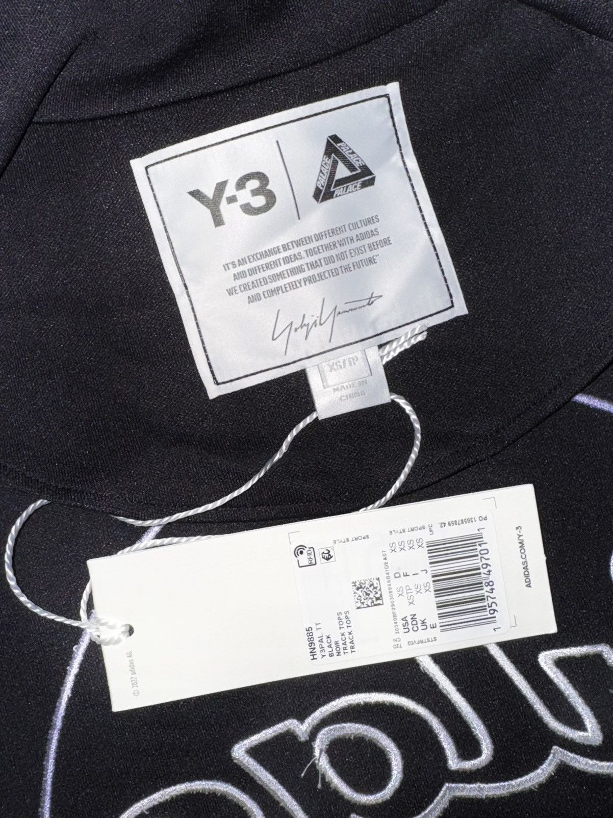 Palace Palace x Y-3 White Rose Track Top Black XS (HN9885) Size US XS / EU 42 / 0 - 6 Thumbnail