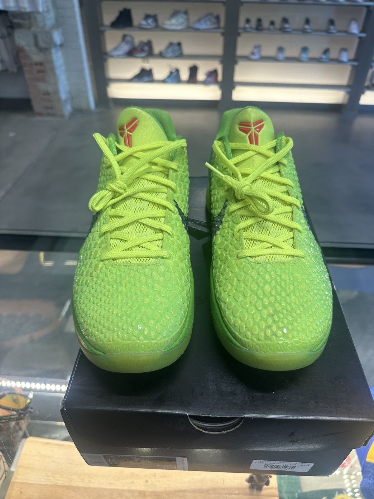Nike Nike kobe 6 protro grinch 2020 Size US 11 / EU 44 - 2 Thumbnail