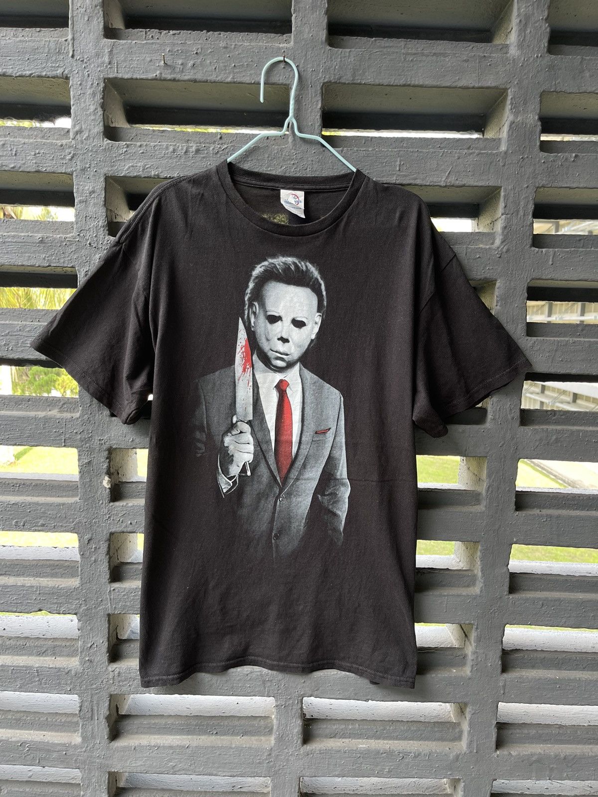 Vintage Michel myers halloween t-shirt 📸 Size US L / EU 52-54 / 3 - 1 Thumbnail