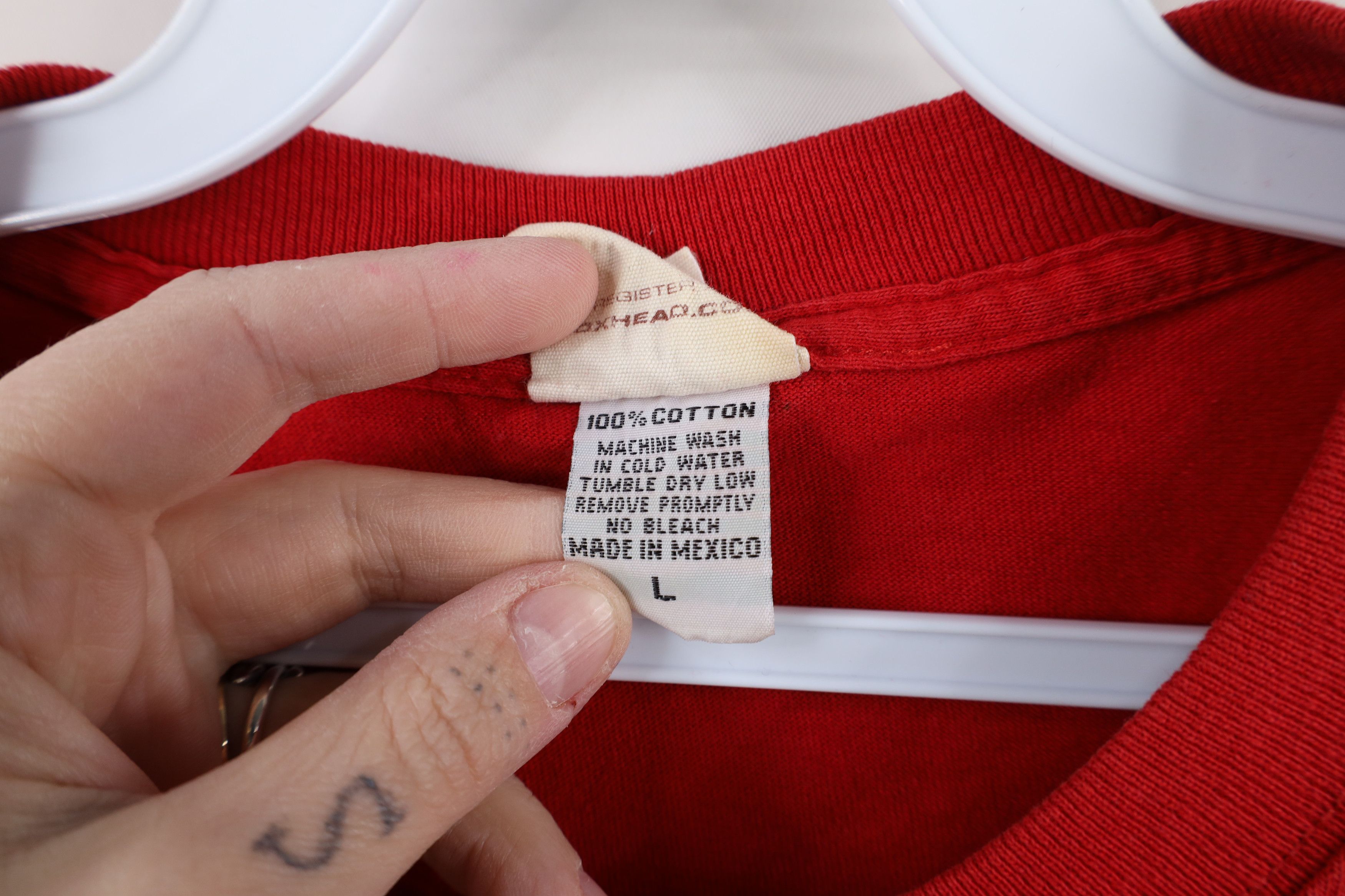 Fox Racing × Vintage Vintage 90s Fox Racing Spell Out Big Logo T-Shirt Red Size US L / EU 52-54 / 3 - 9 Thumbnail