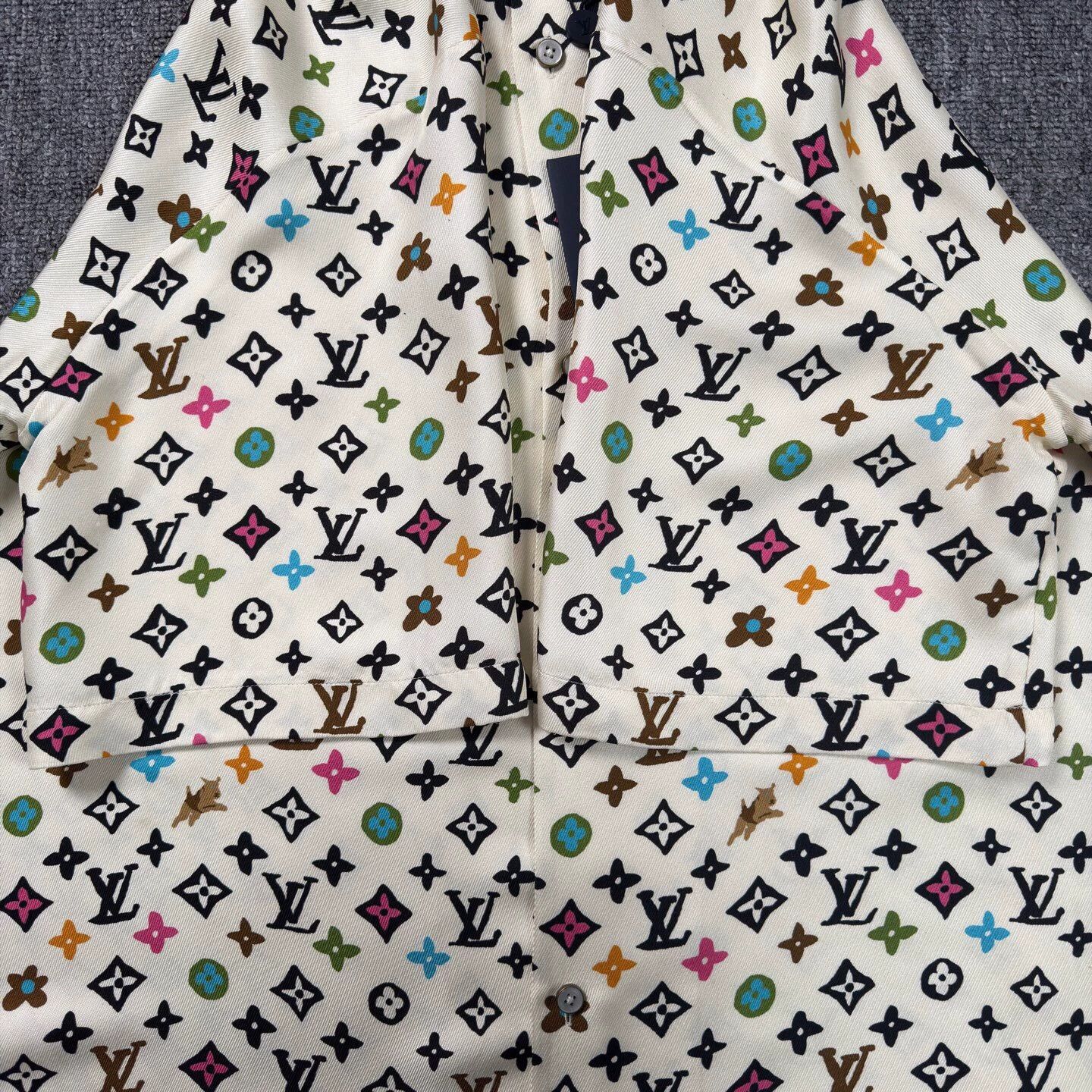 Louis Vuitton LV x Tyler Ivory All Over Print SS Shirt XL Size US XL / EU 56 / 4 - 6 Thumbnail