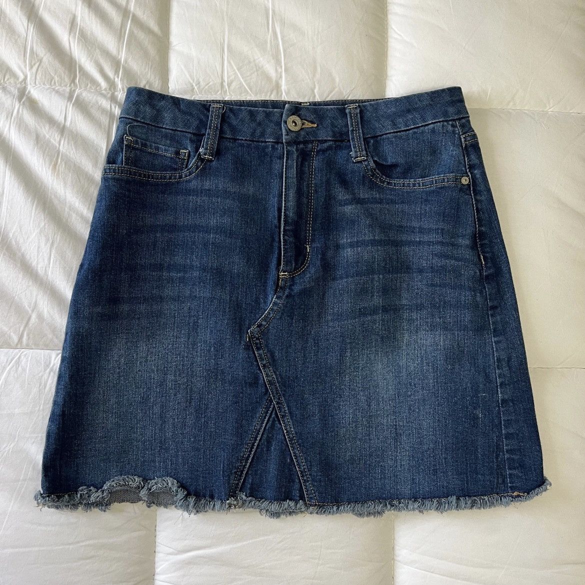 Other Vintage Wash Fringe Hem High Rise Denim Jean Skirt Women’s 7 Size 28" / US 6 / IT 42 - 2 Thumbnail