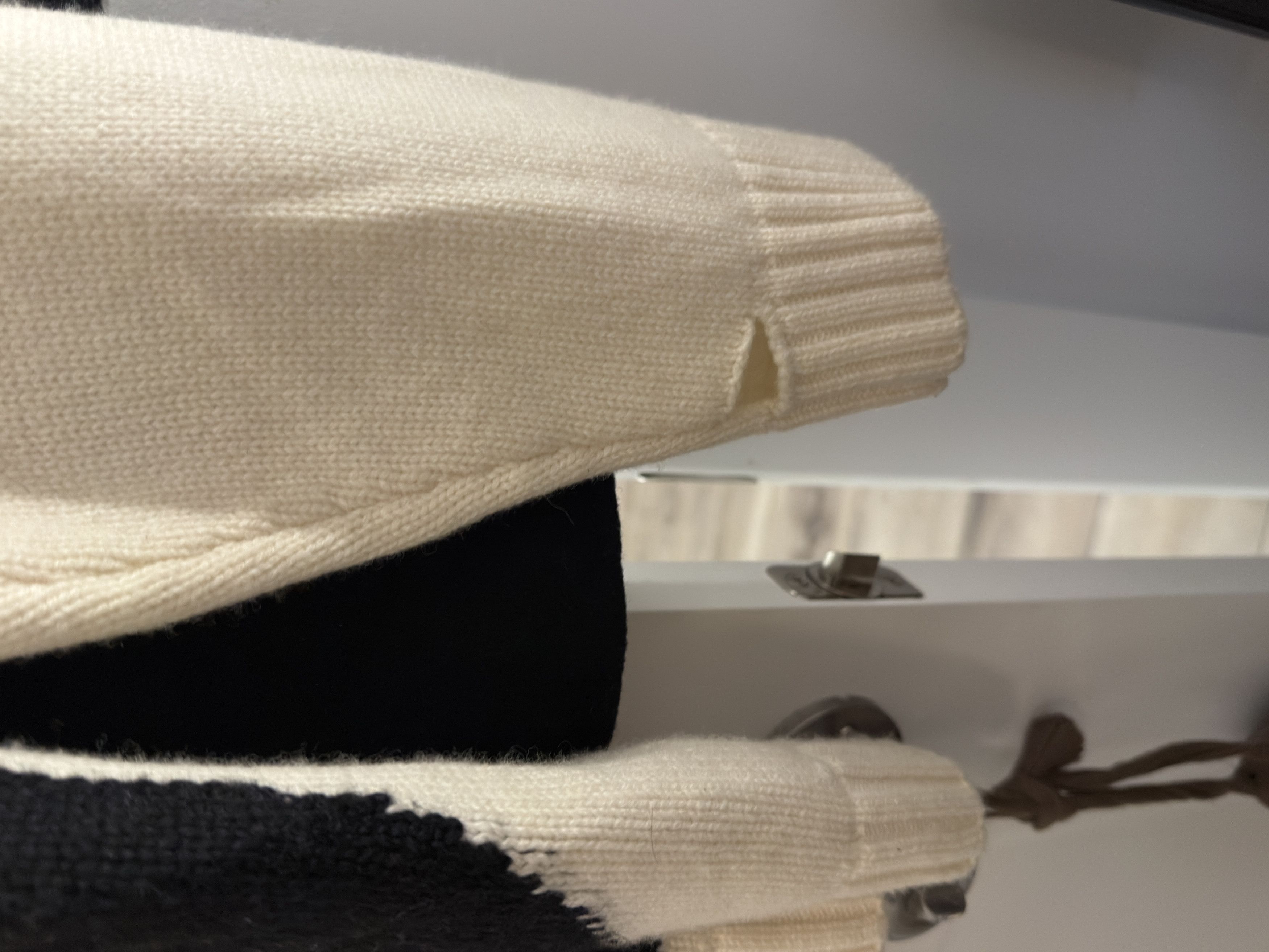 Maison Margiela Maison Margiela - Texture Knitwear Size US L / EU 52-54 / 3 - 7 Thumbnail