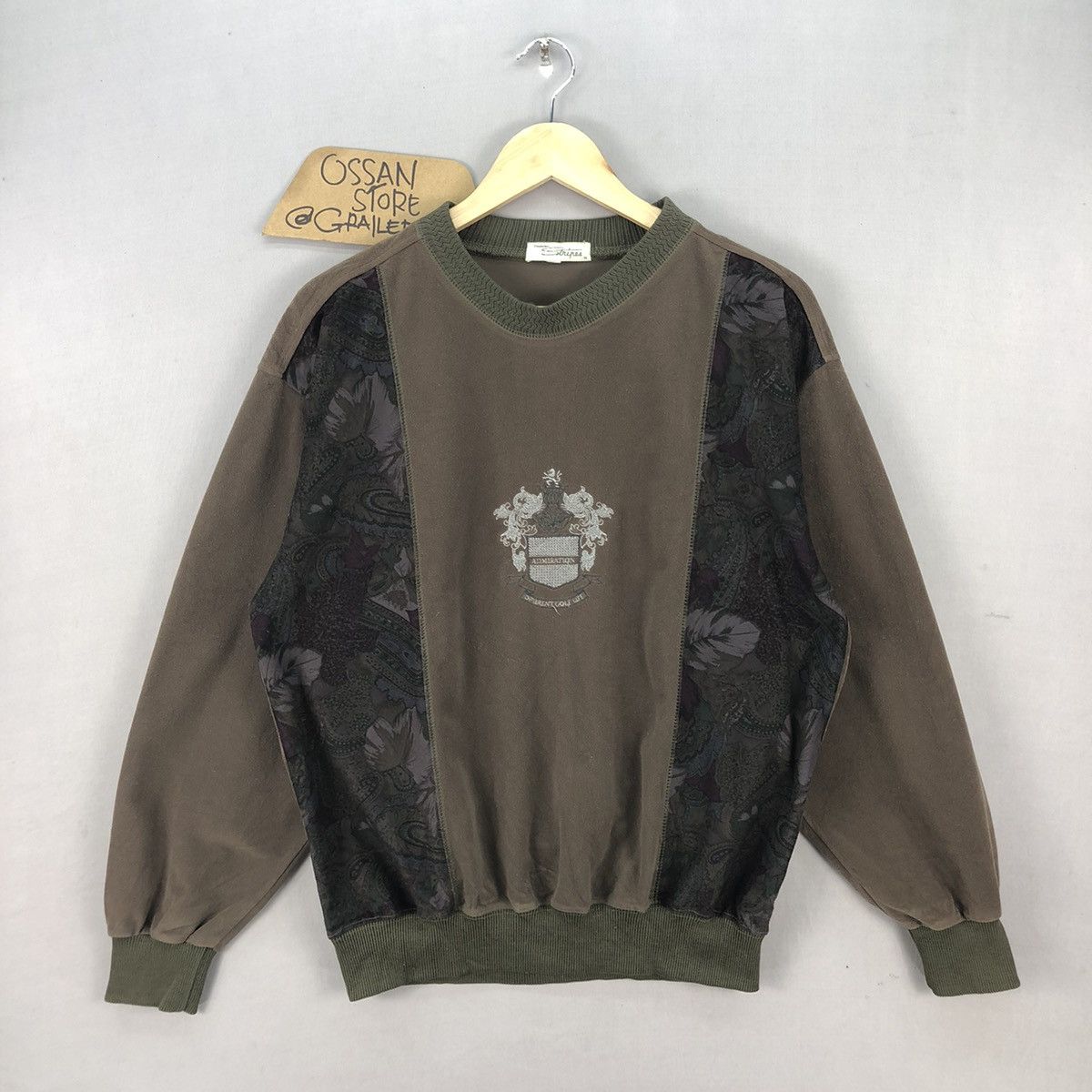 Japanese Brand Vintage Japanese Brand Stripes Floral Sweatshirt Size US M / EU 48-50 / 2 - 1 Thumbnail