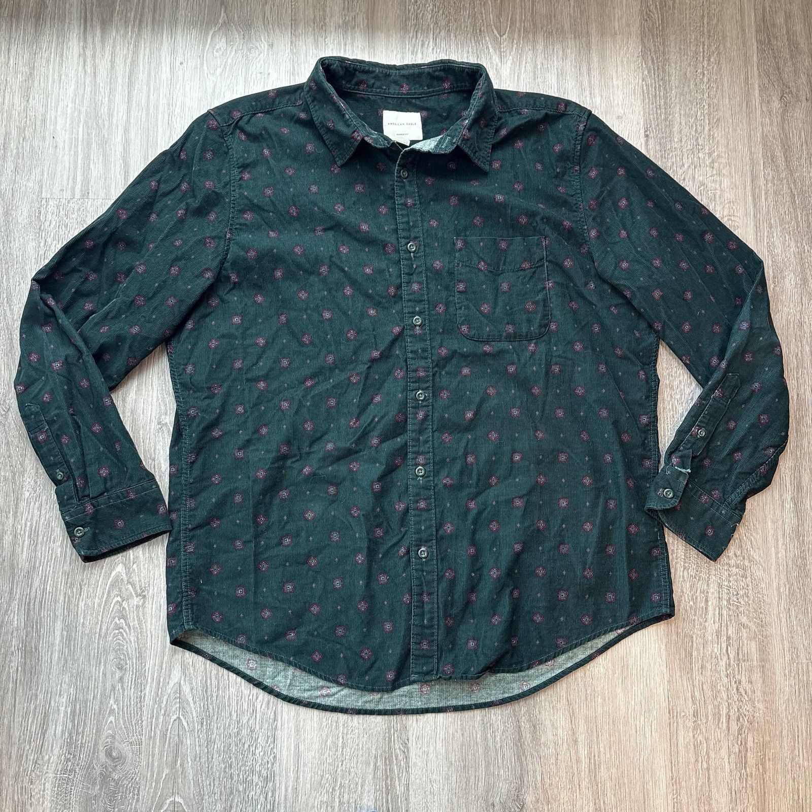 American Eagle Outfitters American Eagle Men's XL Classic Fit Corduroy Shirt Green Size US XL / EU 56 / 4 - 1 Thumbnail