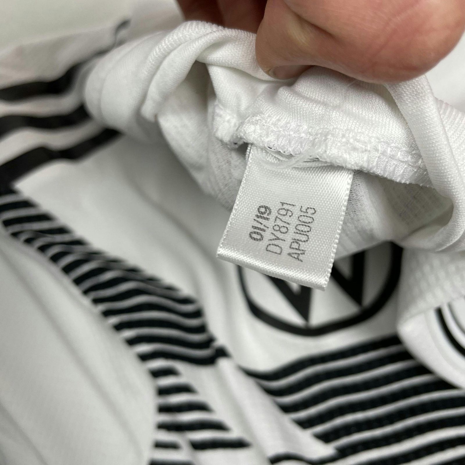 Adidas Adidas Men's Germany National Authentic Training Jersey 6 Size US M / EU 48-50 / 2 - 10 Thumbnail