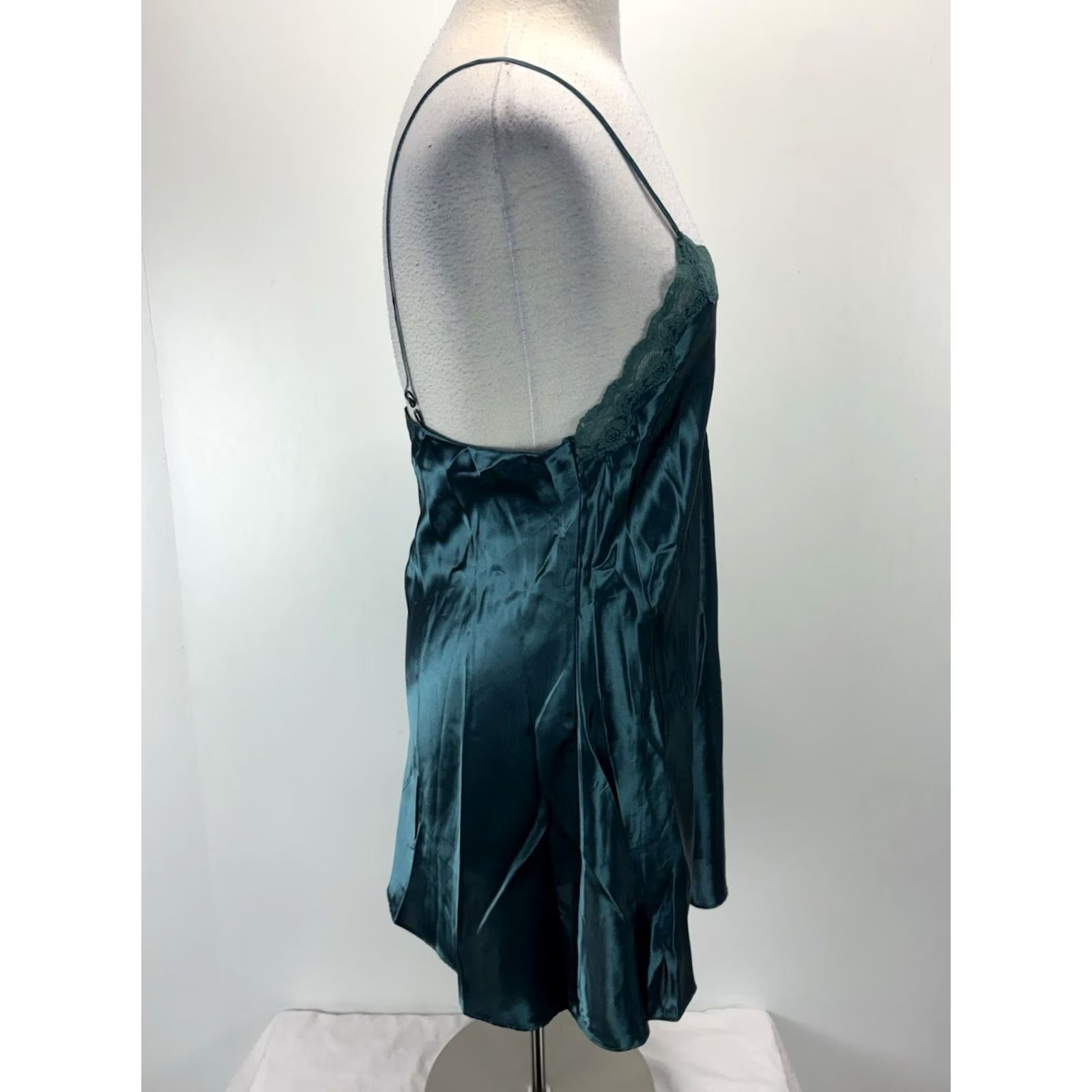 Vintage VINTAGE Evandale Intimates Satin Nightie Slip Nightgown Women’s L Green Lace Trim 1990s Womens Size ONE SIZE - 4 Thumbnail