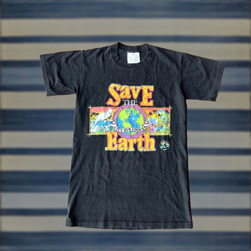 Vintage VINTAGE Save The Earth T-Shirt Medium Black Nature USA Single Stitch 90s Mens Size US M / EU 48-50 / 2 - 1 Thumbnail