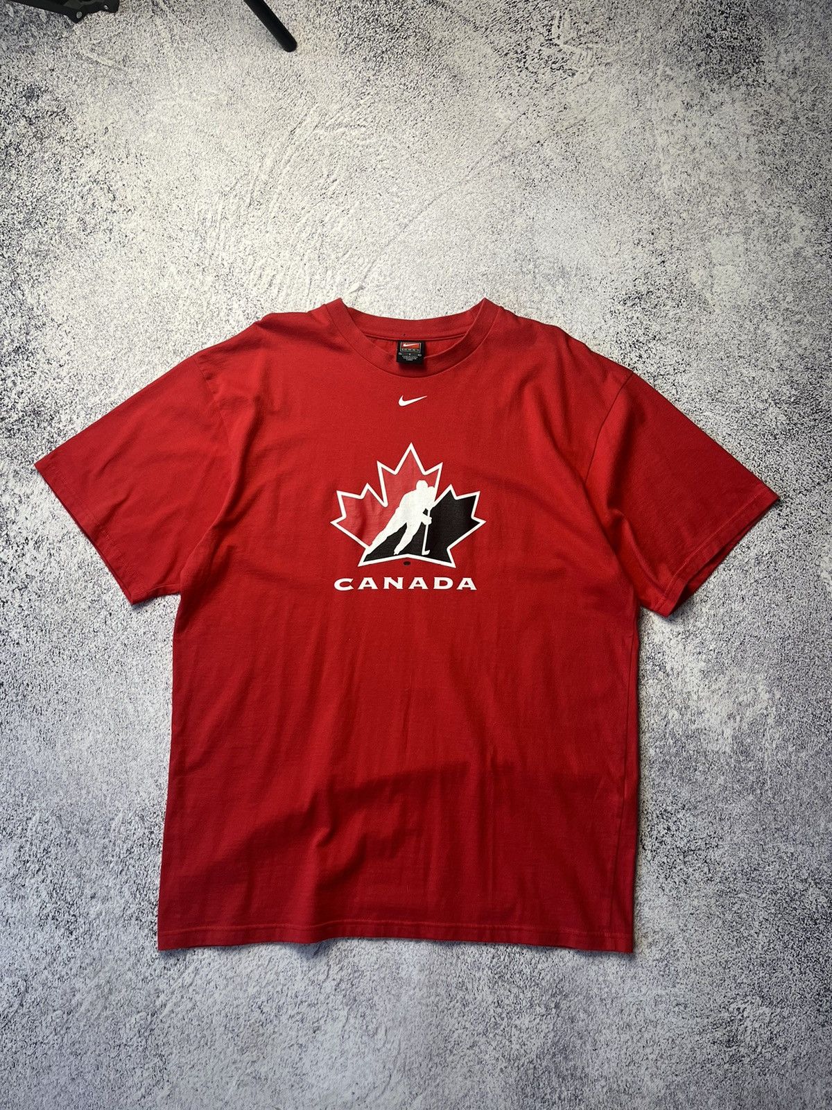 Nike Nike Center Swoosh Team Canada Red T-shirt L Size US L / EU 52-54 / 3 - 3 Thumbnail