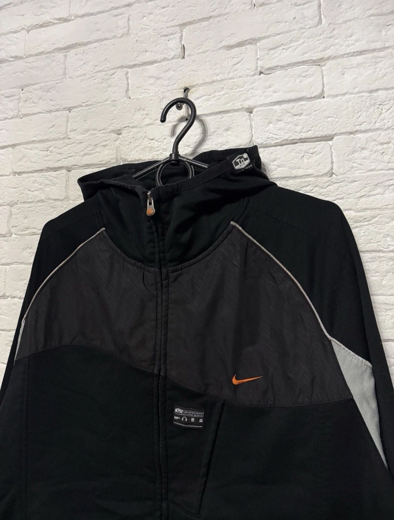 Nike Vintage Nike TN Light Jacket Full Zip Hooded Sz XL Size US XL / EU 56 / 4 - 2 Thumbnail