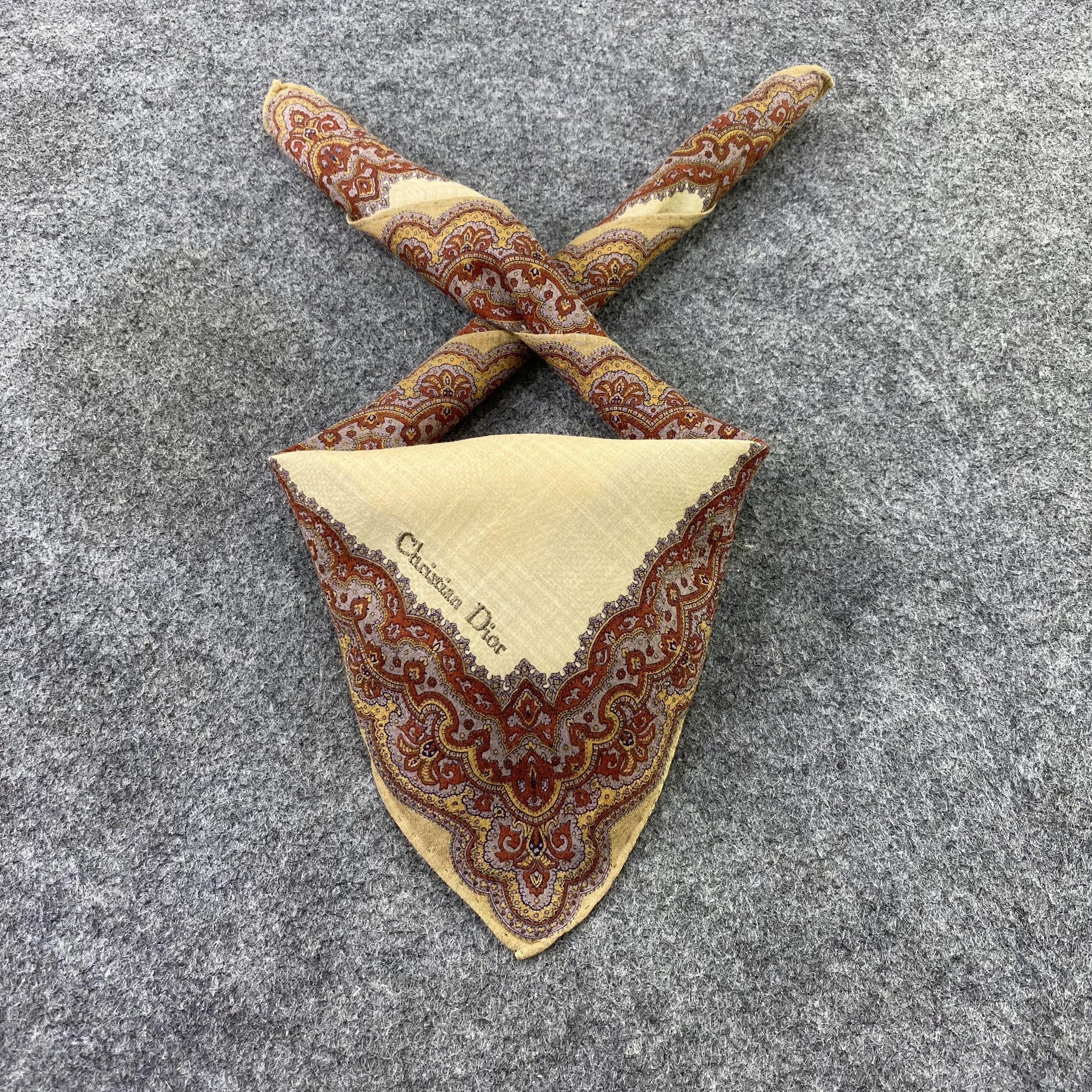 Designer Christian Dior Paislee Handkerchief/Bandana/Neckerchief-B687 Size ONE SIZE - 2 Thumbnail