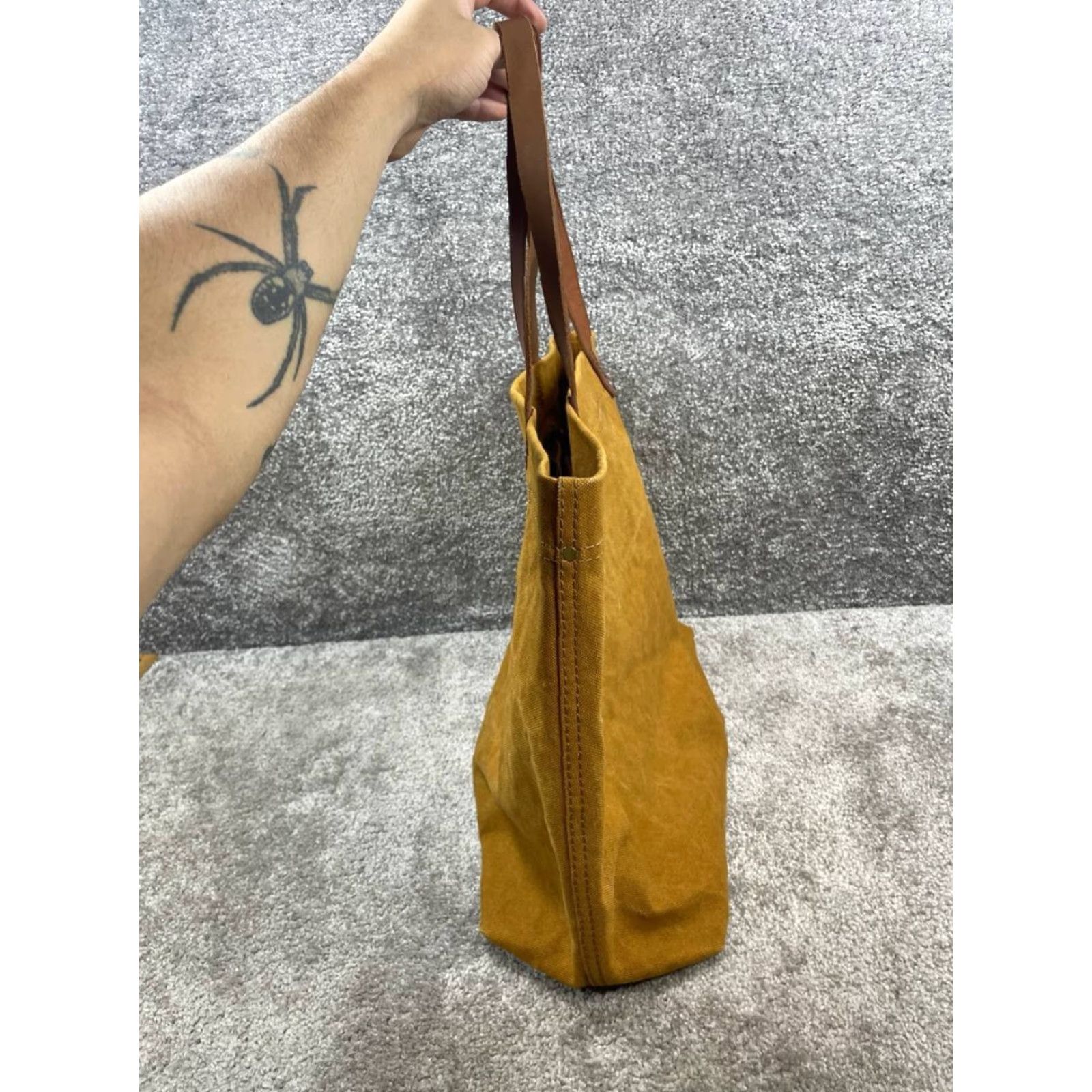 Madewell Madewell Bags Shoulder Brown Leather Inner Zip Pocket Double Handle Strap Medium Womens Brown Leather Shoulder Bag Size ONE SIZE - 4 Thumbnail
