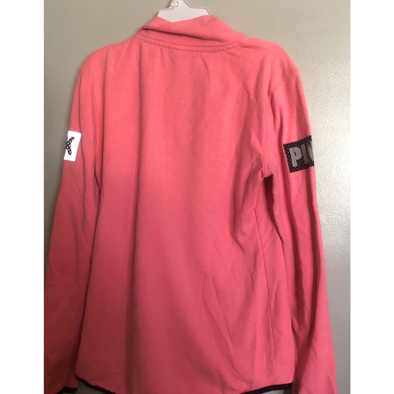 Victoria's Secret PINK Victoria’s Secret Womens 1/4 Zip Pullover XS Pink Shirt Top Raglan Long Sleeve Logo Pullover Activewear Casual Knit Dressy Sweatshirt Size XS / US 0-2 / IT 36-38 - 4 Thumbnail