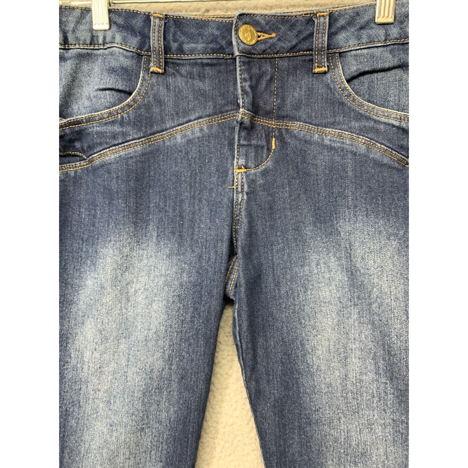 Vintage Phat Fashions Denim Capris Women’s Size 11 Blue Stretch Buckles Silver Label Capris Women’s Size 11 Blue Stretch Buckles Silver Label Size ONE SIZE - 2 Thumbnail