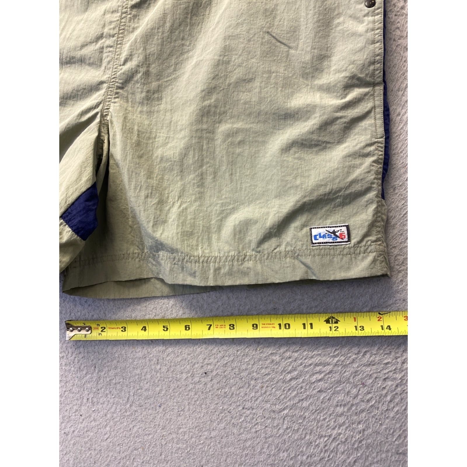 Olive VINTAGE Oregon Shorts Mens M Olive Green Casual Surf Baggies Lined Pockets 80s 90s Size US 31 - 6 Thumbnail