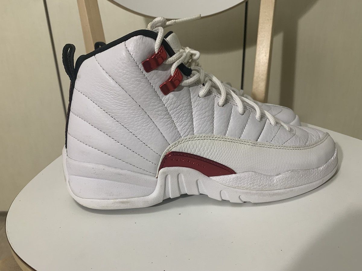 Nike Nike Air Jordan 12 Retro Twist White Red Size 5.5 Size US 5.5 / EU 38 - 3 Thumbnail