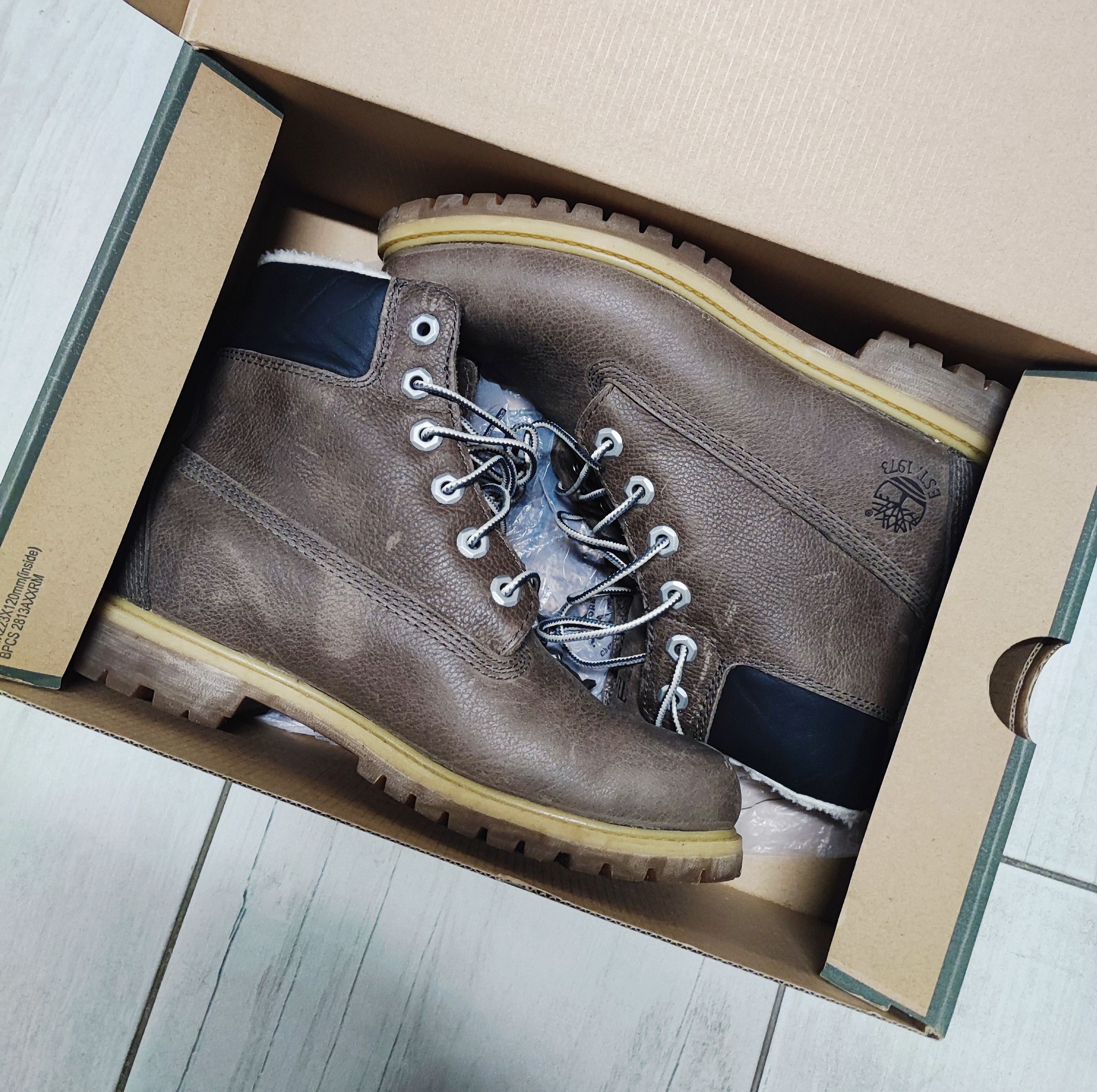 Timberland Timberland - Premium 6-Inch sherpa boots - size 39.5 EU Size US 6.5 / IT 36.5 - 5 Thumbnail