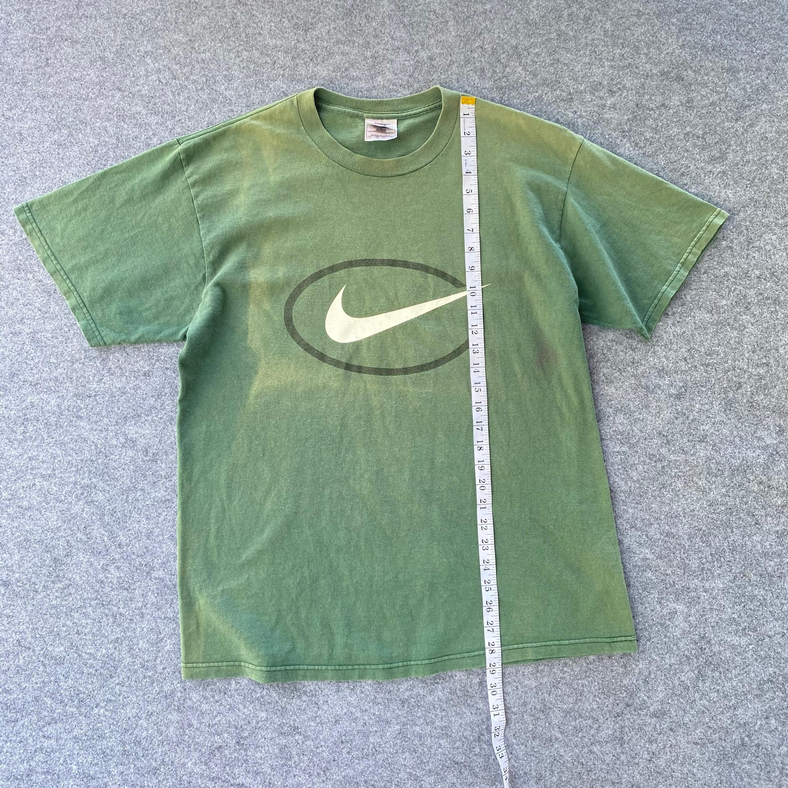 Nike Vintage 90s Nike Swoosh Logo Tshirt Size US M / EU 48-50 / 2 - 4 Thumbnail