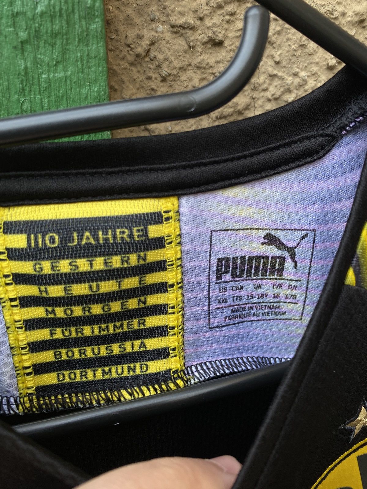 Puma Borussia Dortmund 2019 2020 Puma Goalkeeper Jersey PSG Milan Size US S / EU 44-46 / 1 - 9 Thumbnail