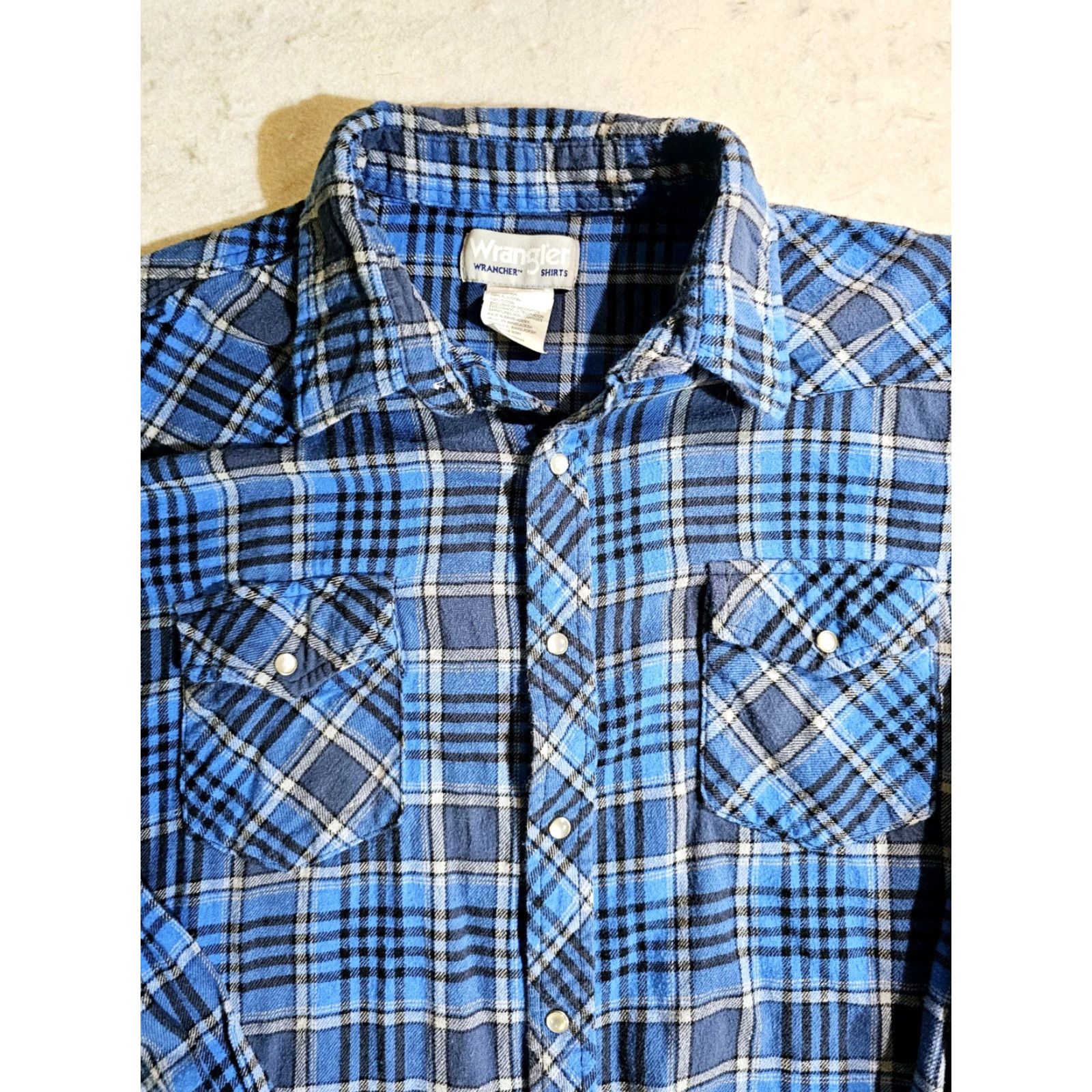 Wrangler VINTAGE Wrangler Wrancher Mens 100% Cotton Plaid Pearl Snap Western Shirt XL Blue Mens Size US XL / EU 56 / 4 - 2 Thumbnail
