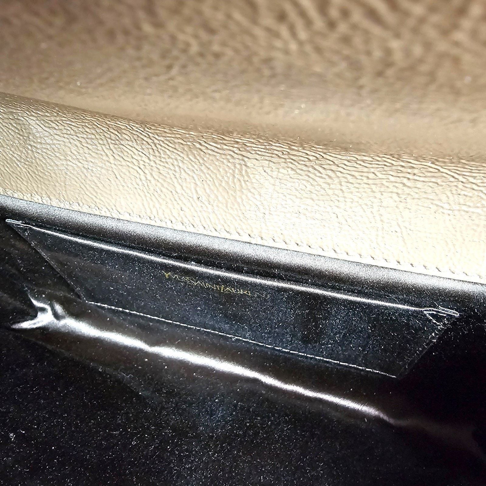 Yves Saint Laurent YSL Monogram Large Belle De Jour Clutch Brown Patent Leather Size ONE SIZE - 8 Thumbnail
