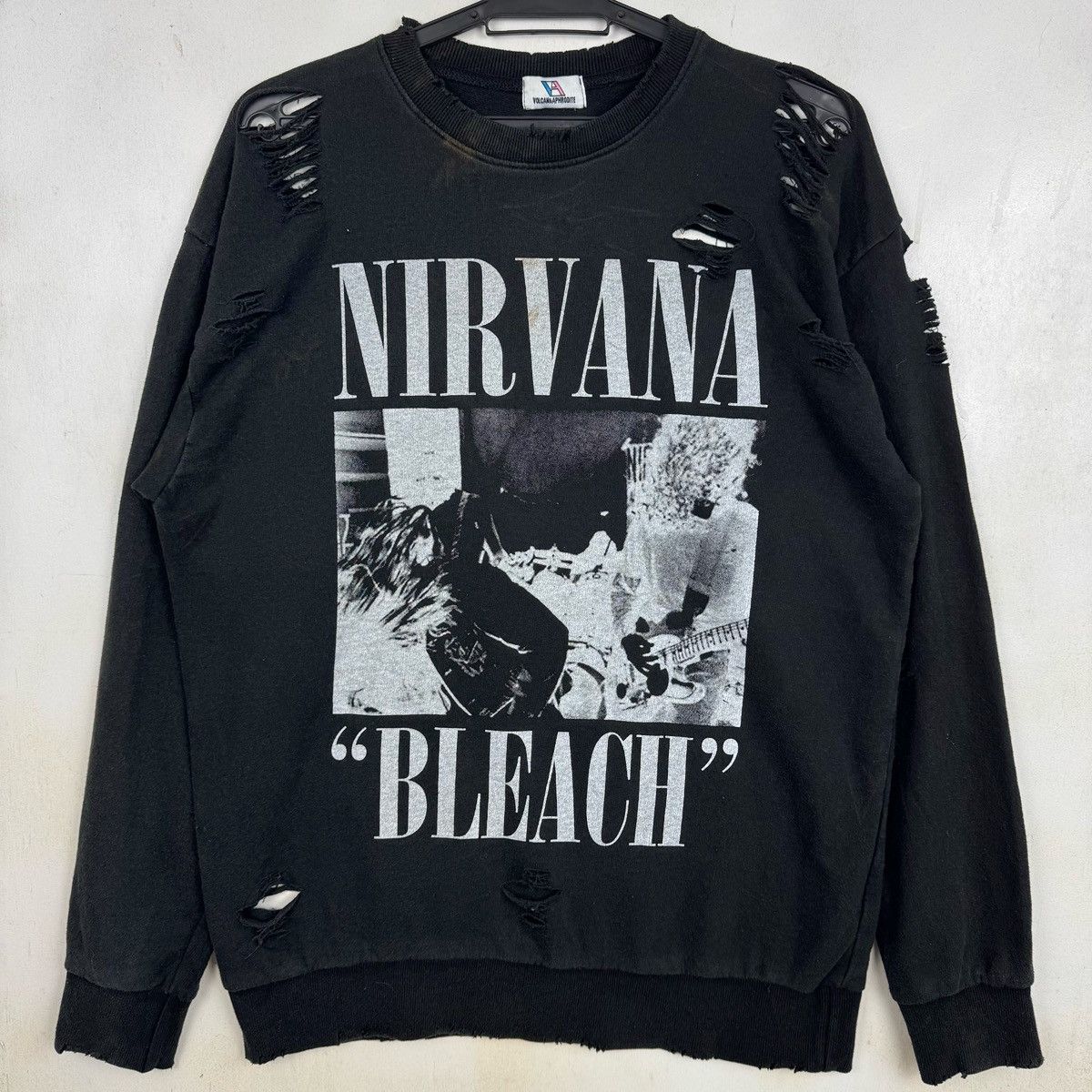 Band Tees Thrashed Nirvana Bleach Distress Sweatshirt VolcanAphrodite Size US M / EU 48-50 / 2 - 2 Thumbnail