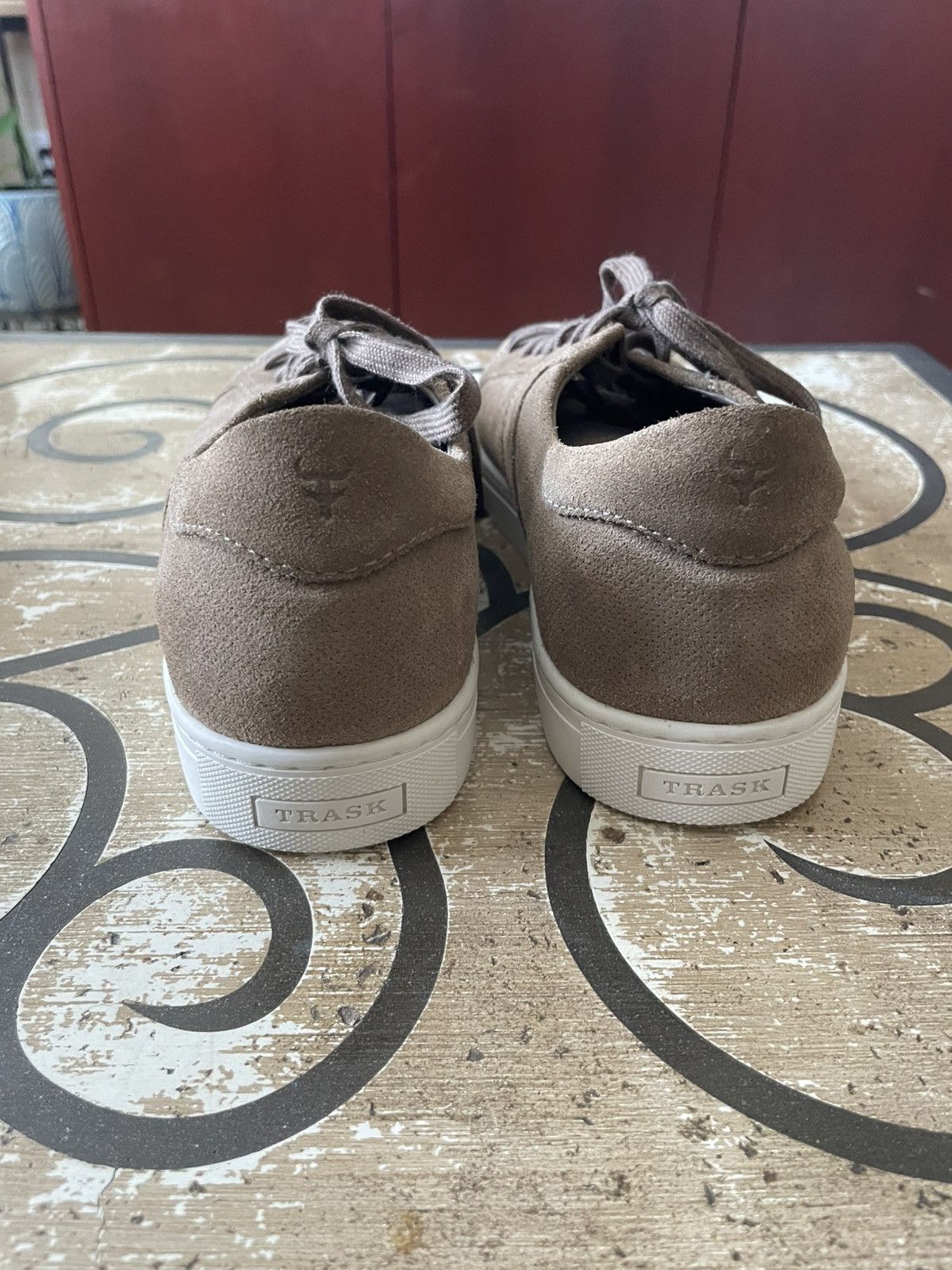 Trask Aaron Suede lace up Fashion sneaker nwob Size US 9.5 / EU 42-43 - 5 Thumbnail