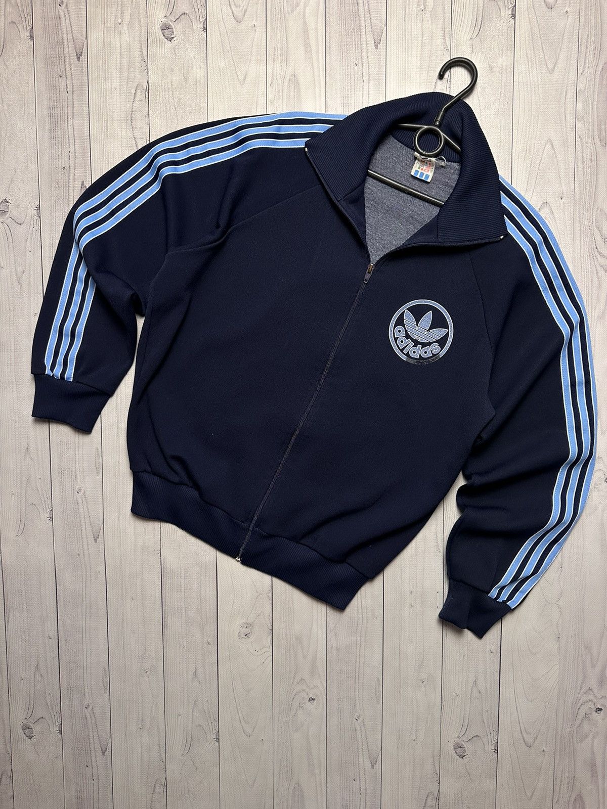 Adidas × Vintage Vintage adidas retro track jacket size M rare Korea Size US M / EU 48-50 / 2 - 1 Thumbnail