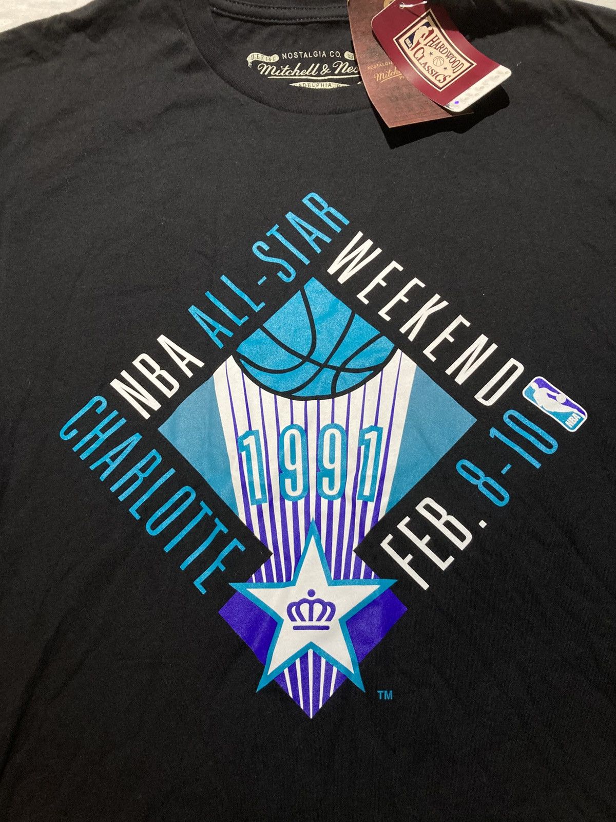 Mitchell & Ness Mitchell & Ness 1991 Charlotte All-Star Weekend T-shirt Size US L / EU 52-54 / 3 - 3 Thumbnail