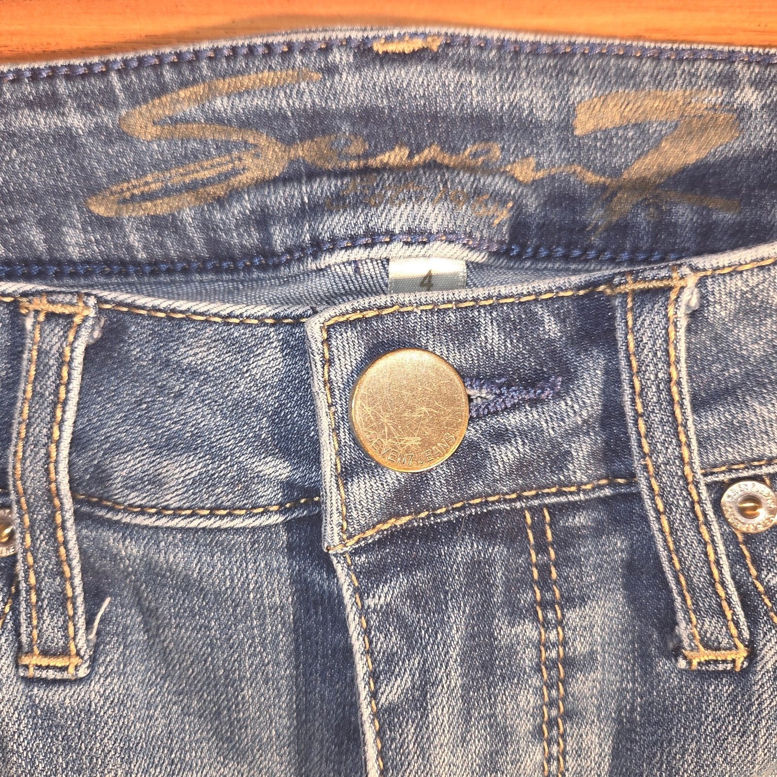 Seven 7 SEVEN7 Blue Denim Acid Wash Bermuda Shorts - Size 4 Size 27" / US 4 / IT 40 - 4 Thumbnail