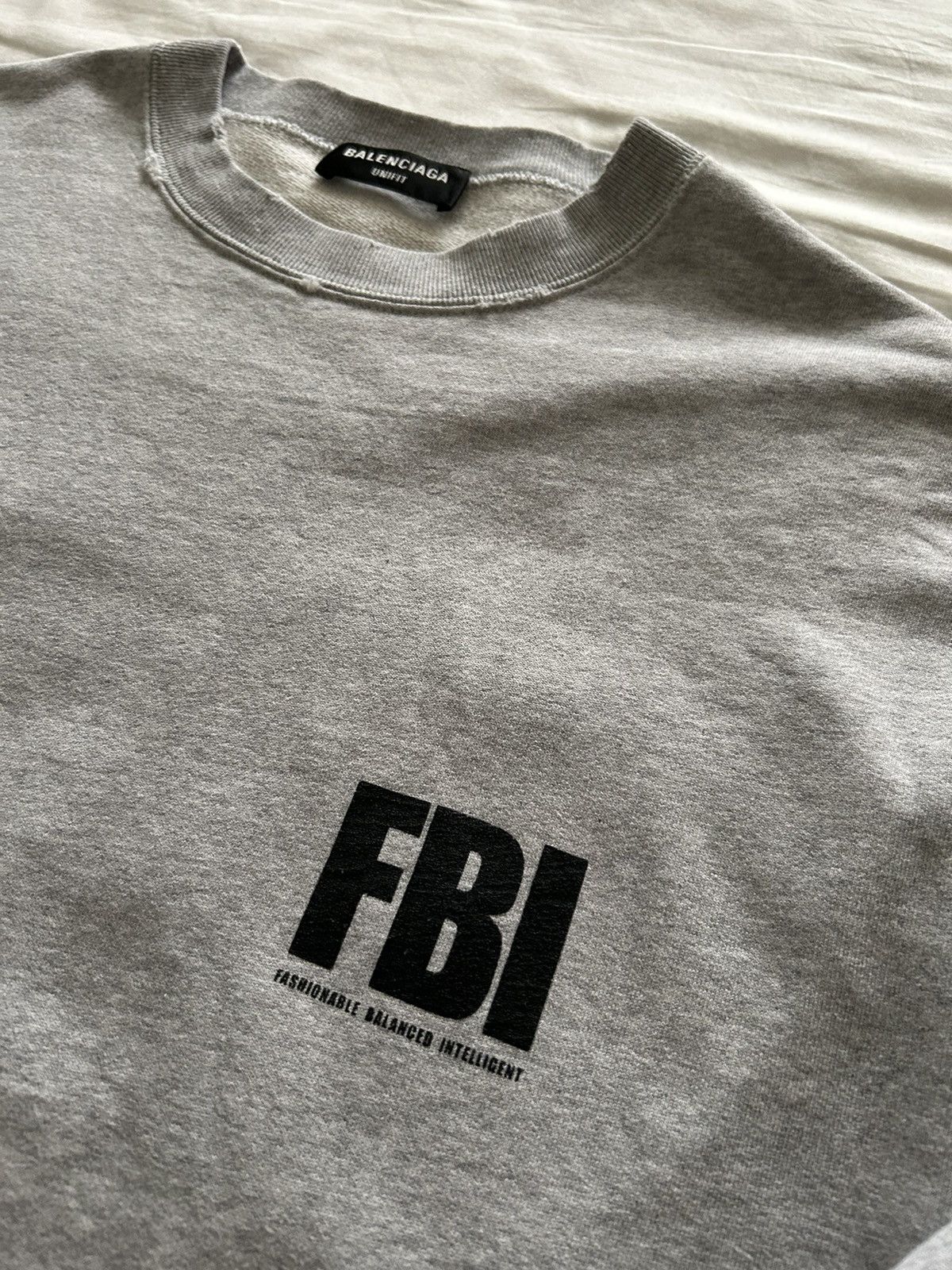 Balenciaga Balenciaga FBI Sweatshirt Crewneck Size US S / EU 44-46 / 1 - 3 Thumbnail