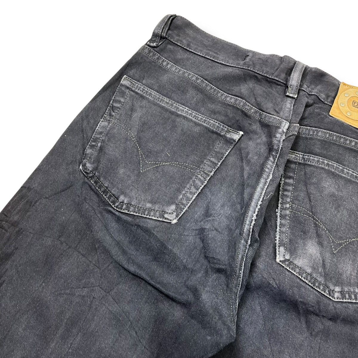 Diesel Vintage Diesel Industry Costume Basic Jeans Italy / 29 Size US 29 - 17 Thumbnail