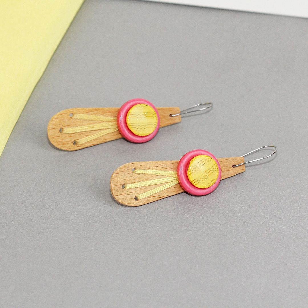 Designer Wooden Earrings | Handmade in Berlin x YUNTA Size ONE SIZE - 3 Thumbnail