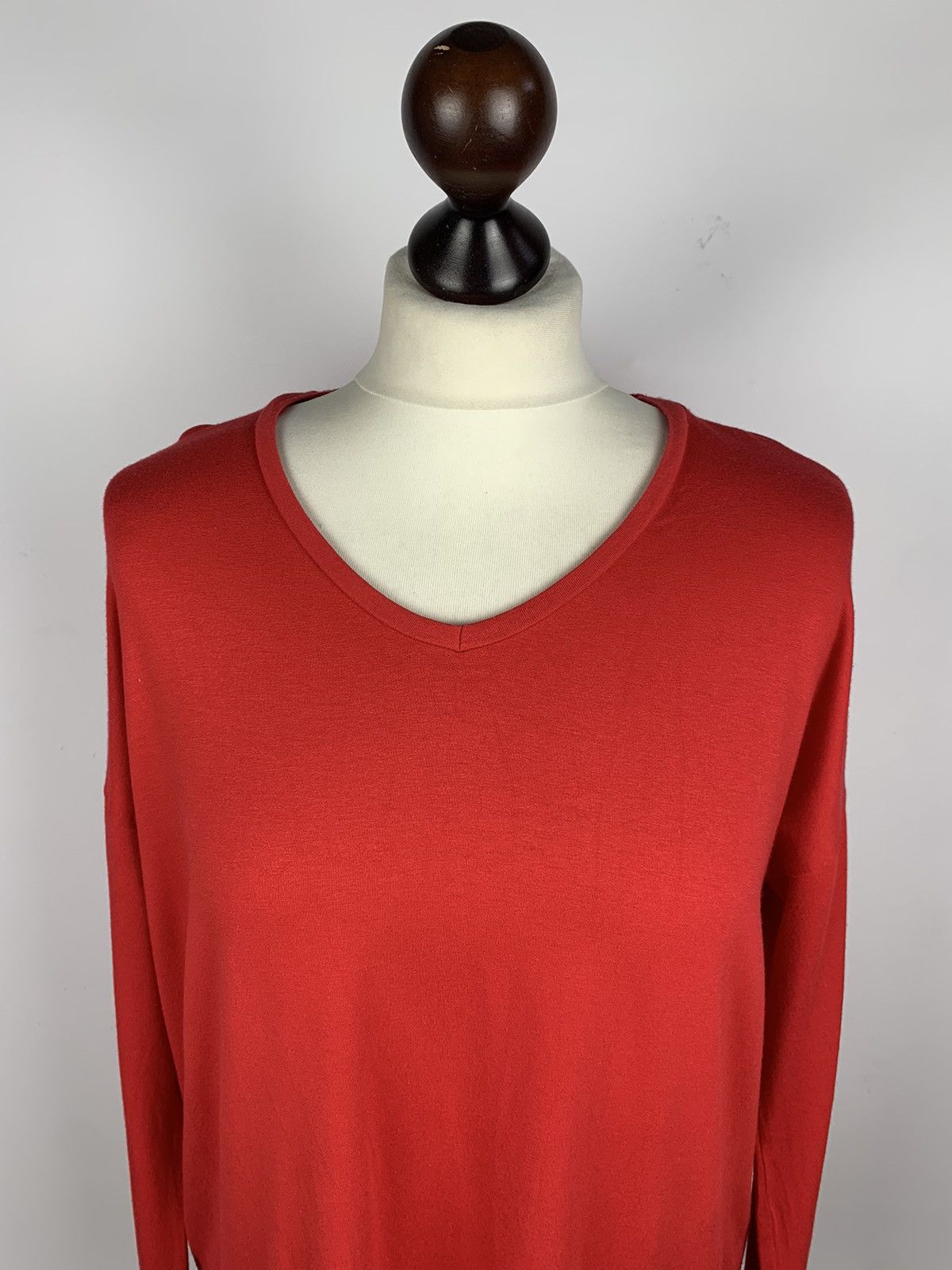 Other Ivko Woman V-Neck Long Sleeve T-Shirt Red Size 36 Luxury Size XS / US 0-2 / IT 36-38 - 2 Thumbnail