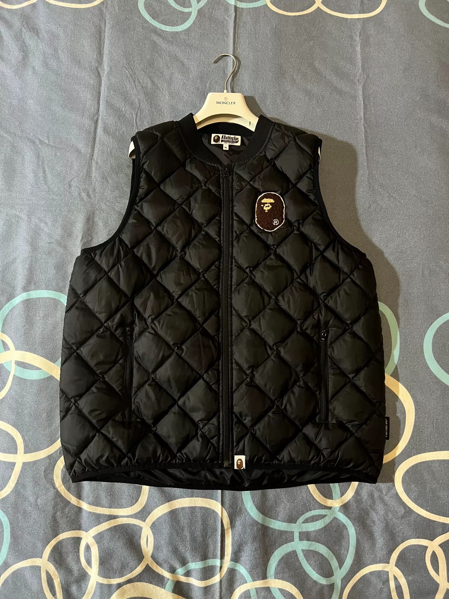 Bape bape black fleece gorilla head down vest Size US XL / EU 56 / 4 - 1 Thumbnail