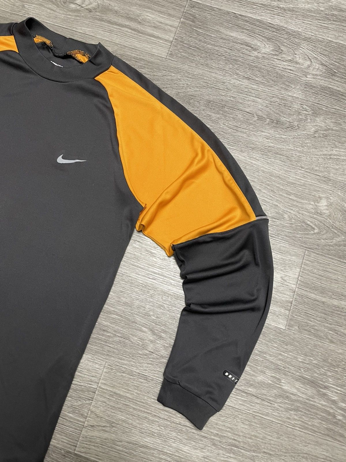 Nike Vintage 90s Nike Made In USA Long Sleeve Jersey Shirt Size US S / EU 44-46 / 1 - 5 Thumbnail
